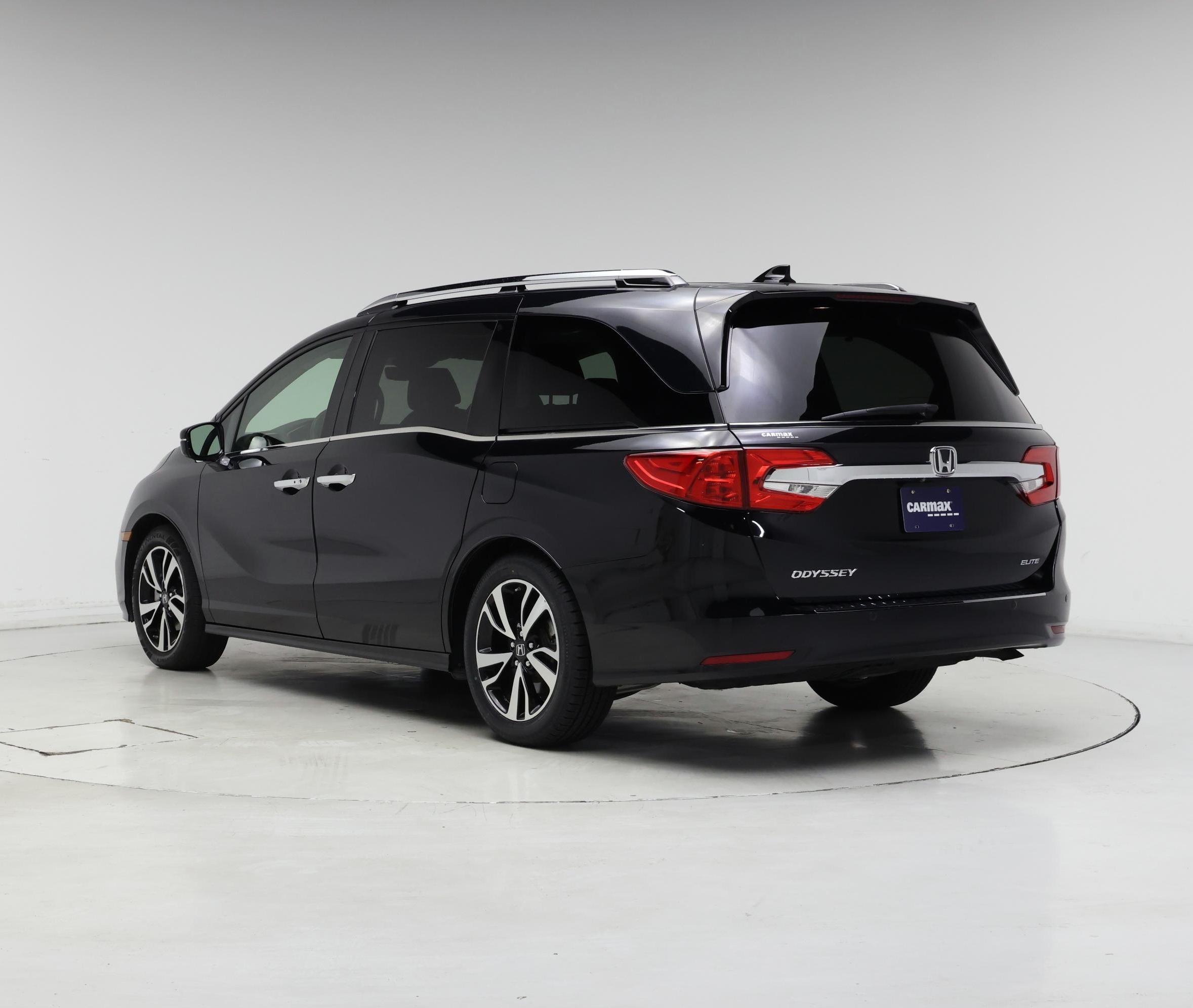 Thumbnail: 2018 Honda Odyssey - 2