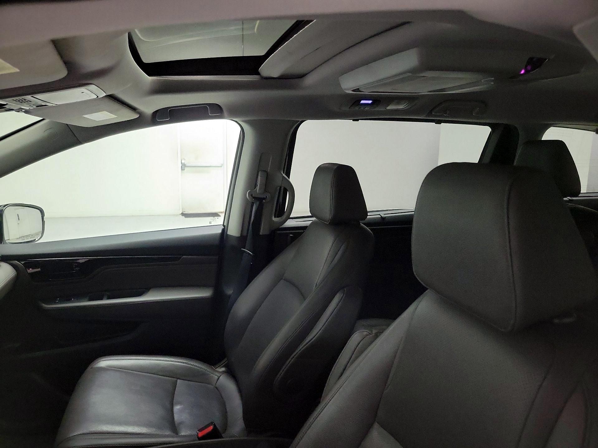 Thumbnail: 2018 Honda Odyssey - 20