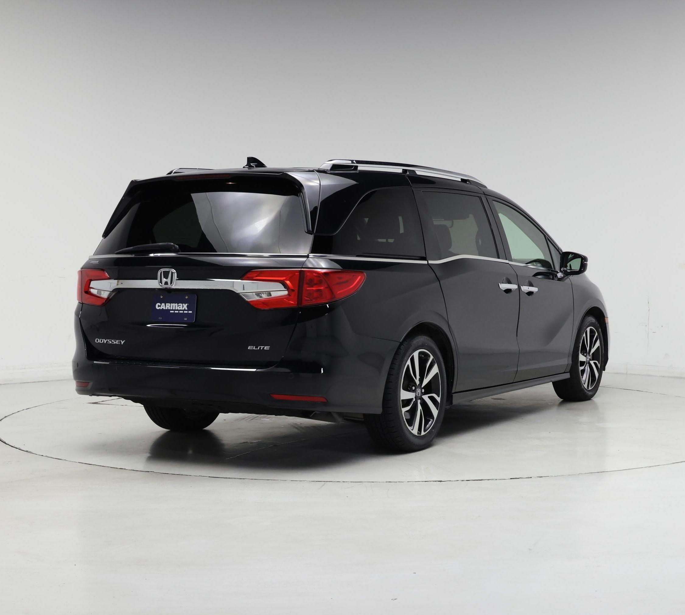Thumbnail: 2018 Honda Odyssey - 8