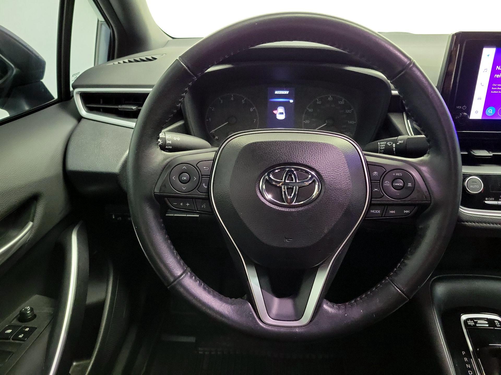 Thumbnail: 2023 Toyota Corolla - 10