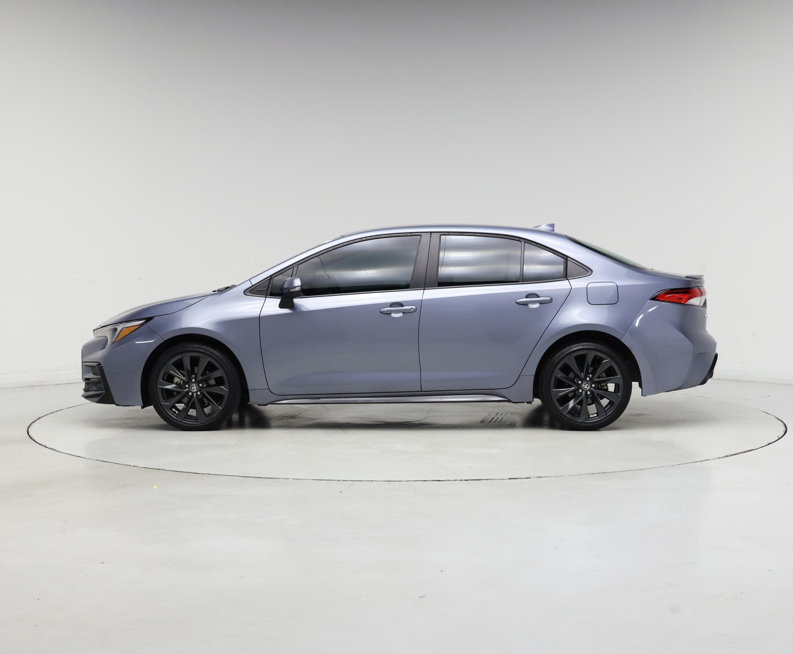 Thumbnail: 2023 Toyota Corolla - 3