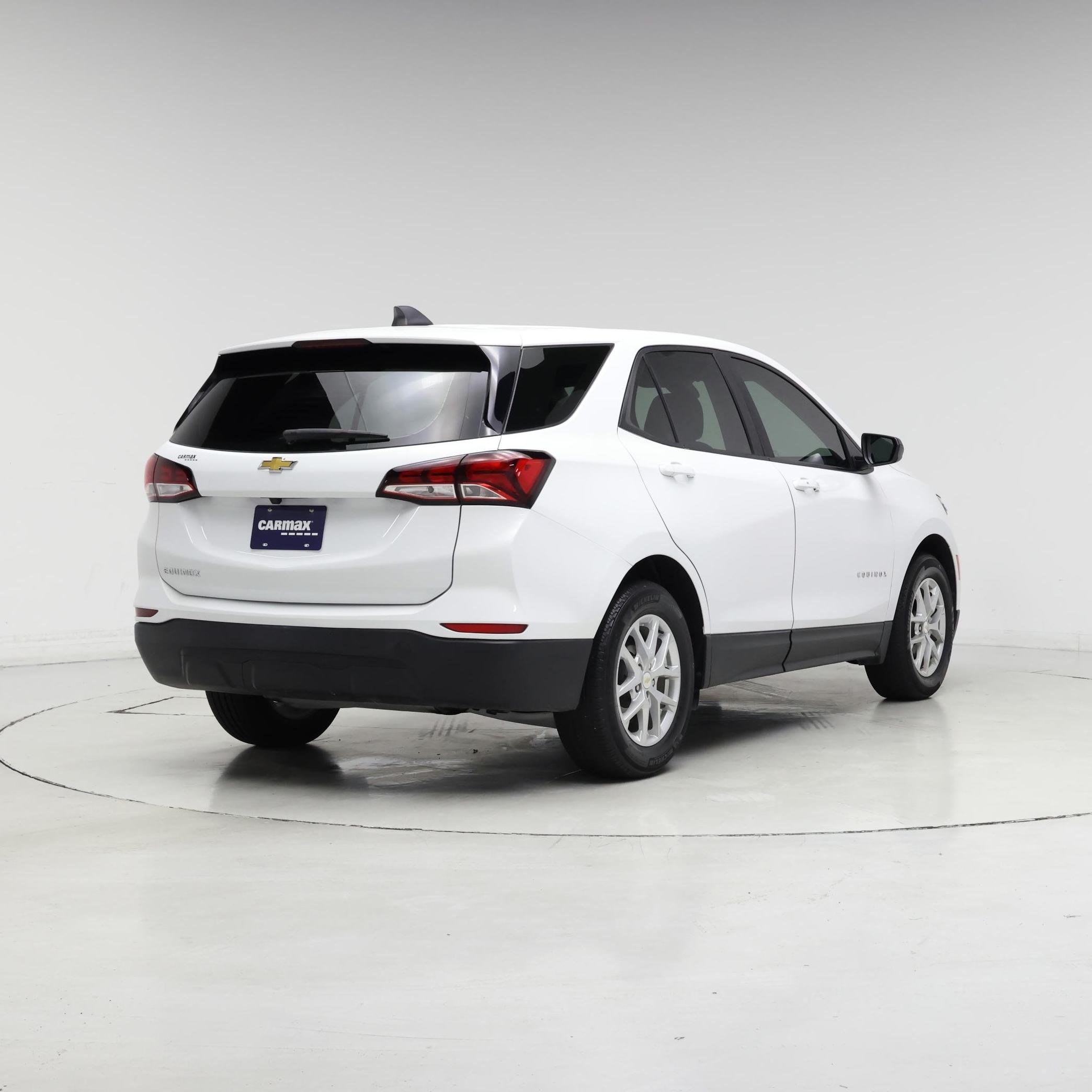 Thumbnail: 2023 Chevrolet Equinox - 8