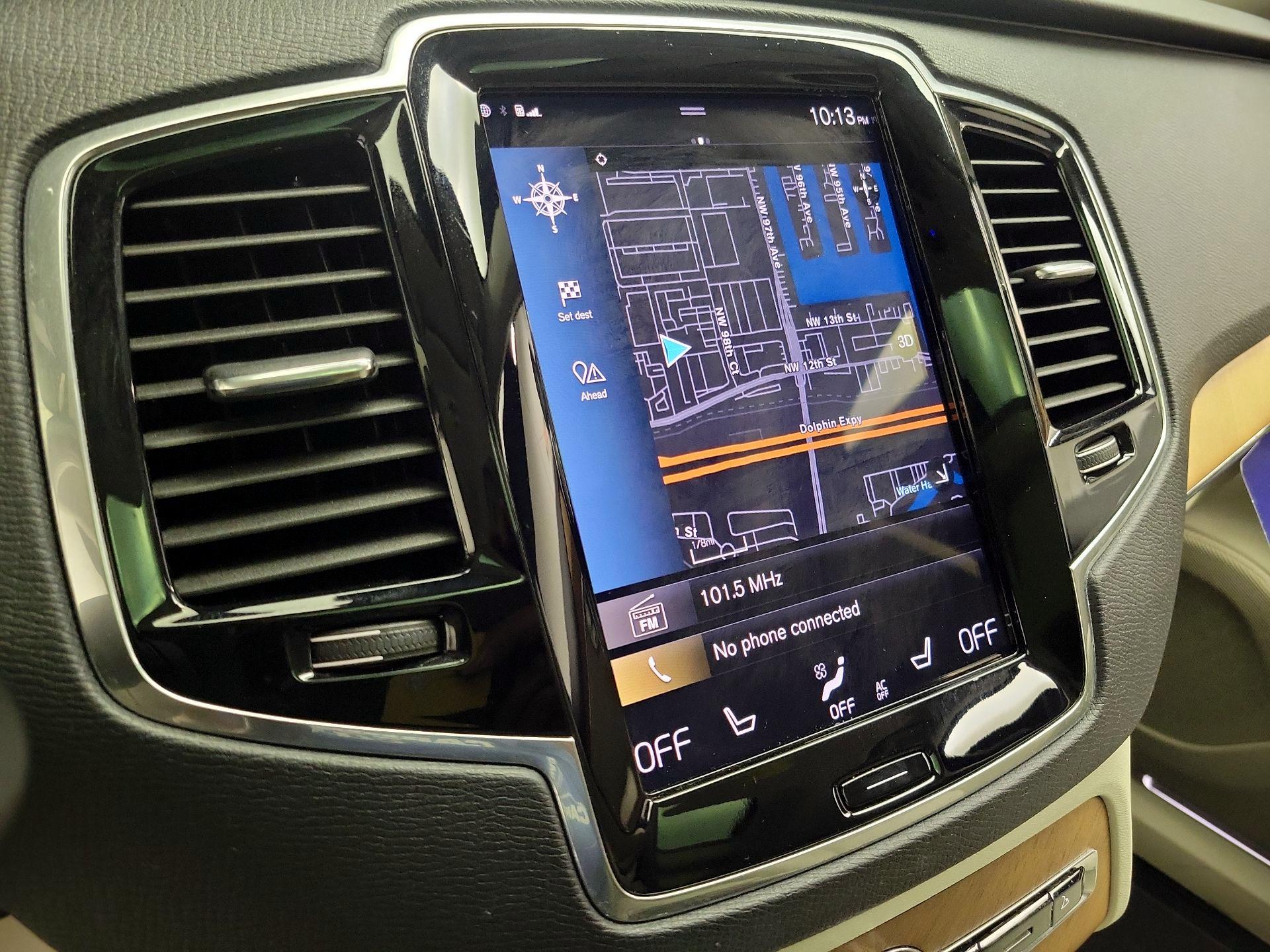 Thumbnail: 2022 Volvo XC90 - 14