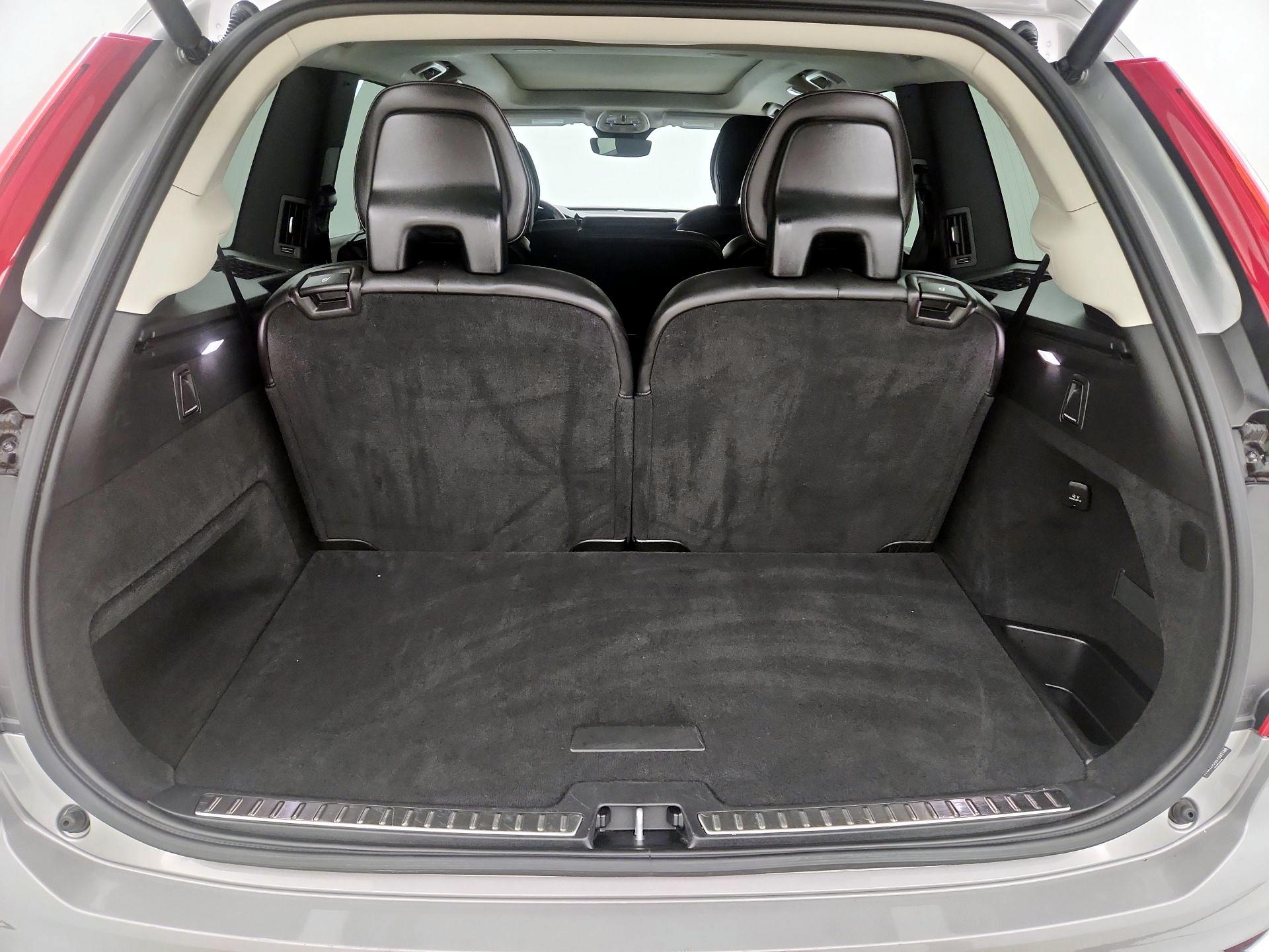 Thumbnail: 2025 Volvo XC90 - 19