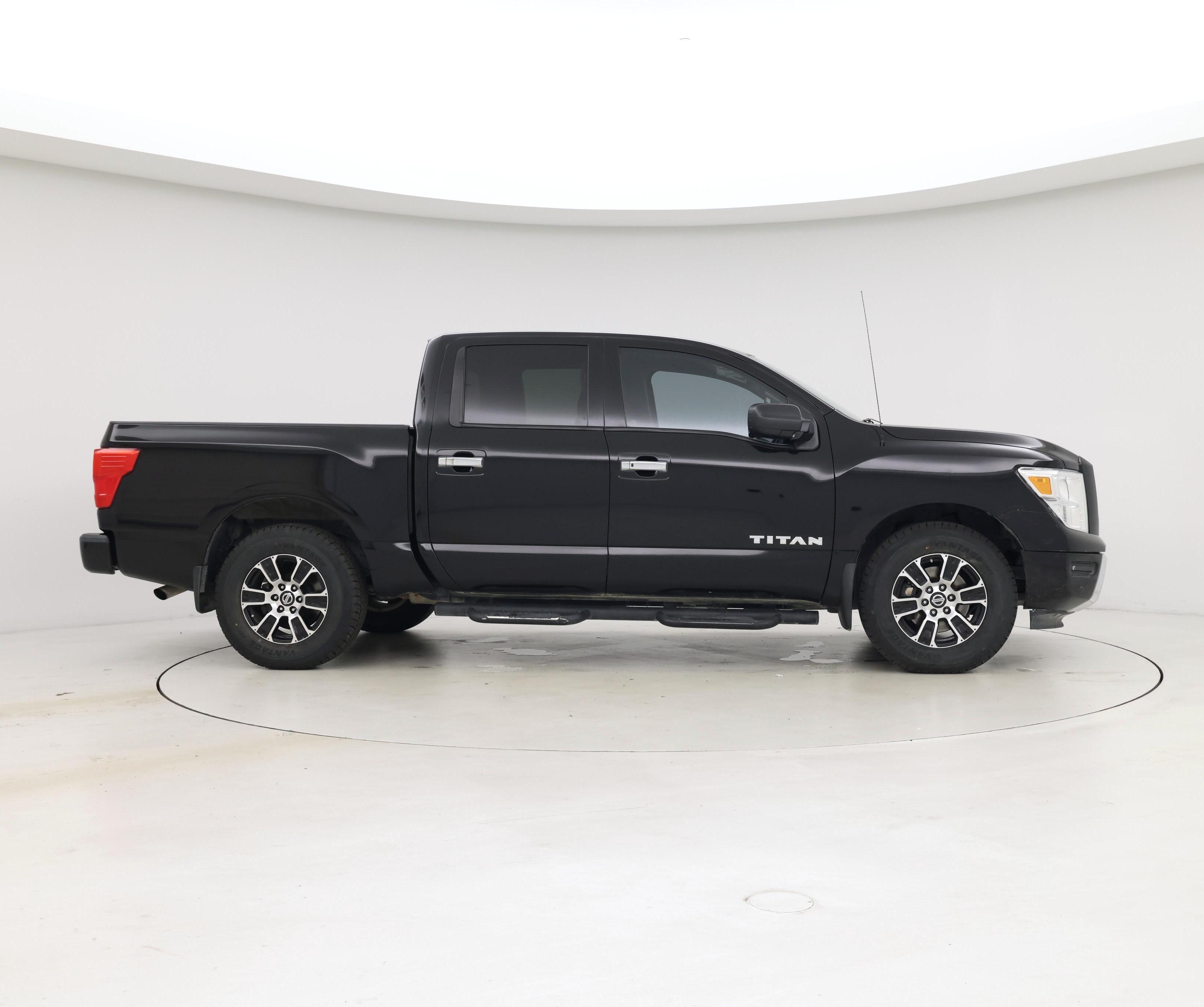 Thumbnail: 2021 Nissan Titan - 7
