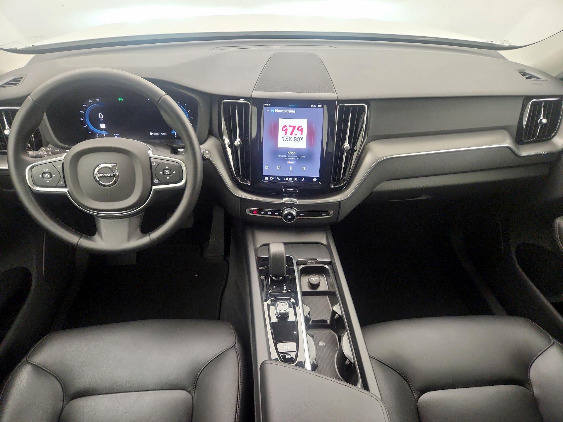 Thumbnail: 2025 Volvo XC60 - 9