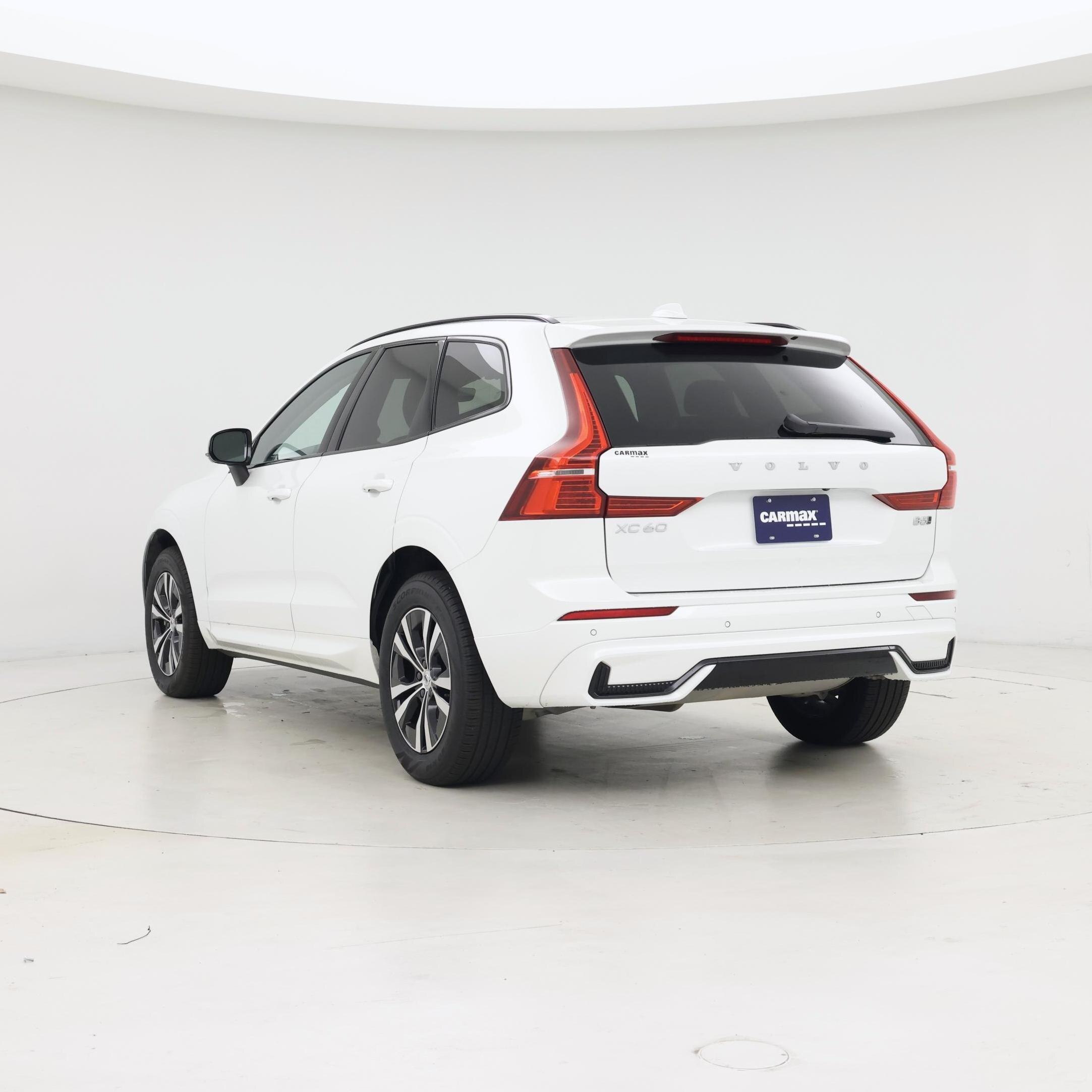 Thumbnail: 2025 Volvo XC60 - 2