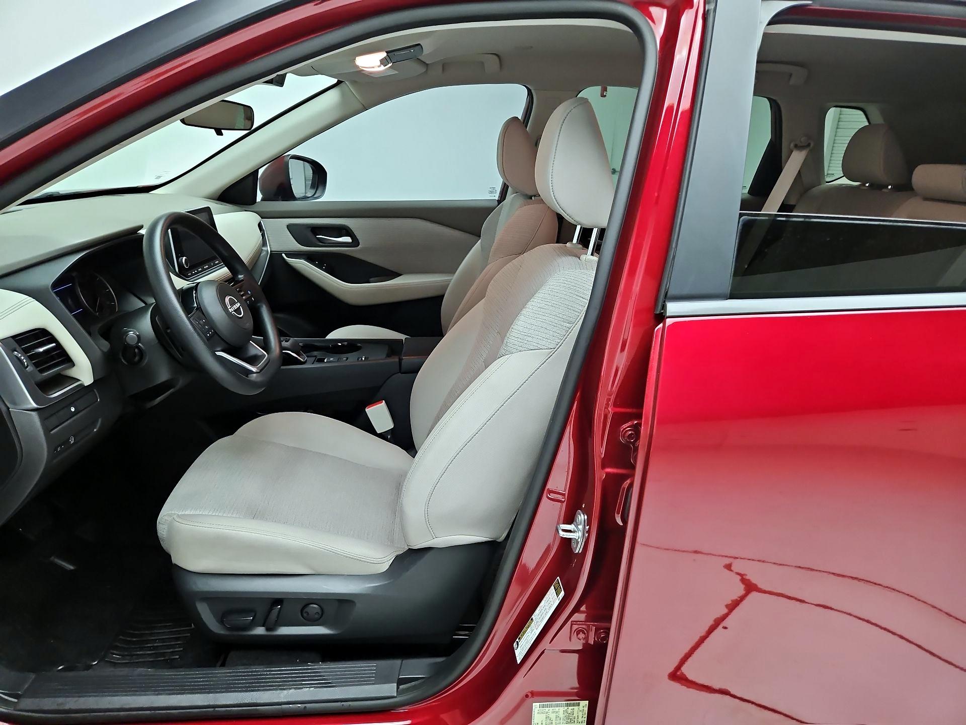 Thumbnail: 2023 Nissan Rogue - 11