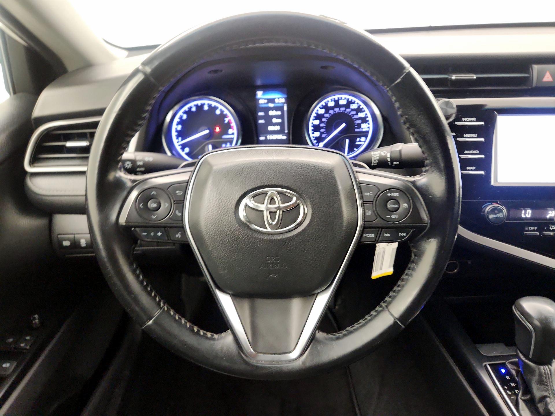 Thumbnail: 2019 Toyota Camry - 10