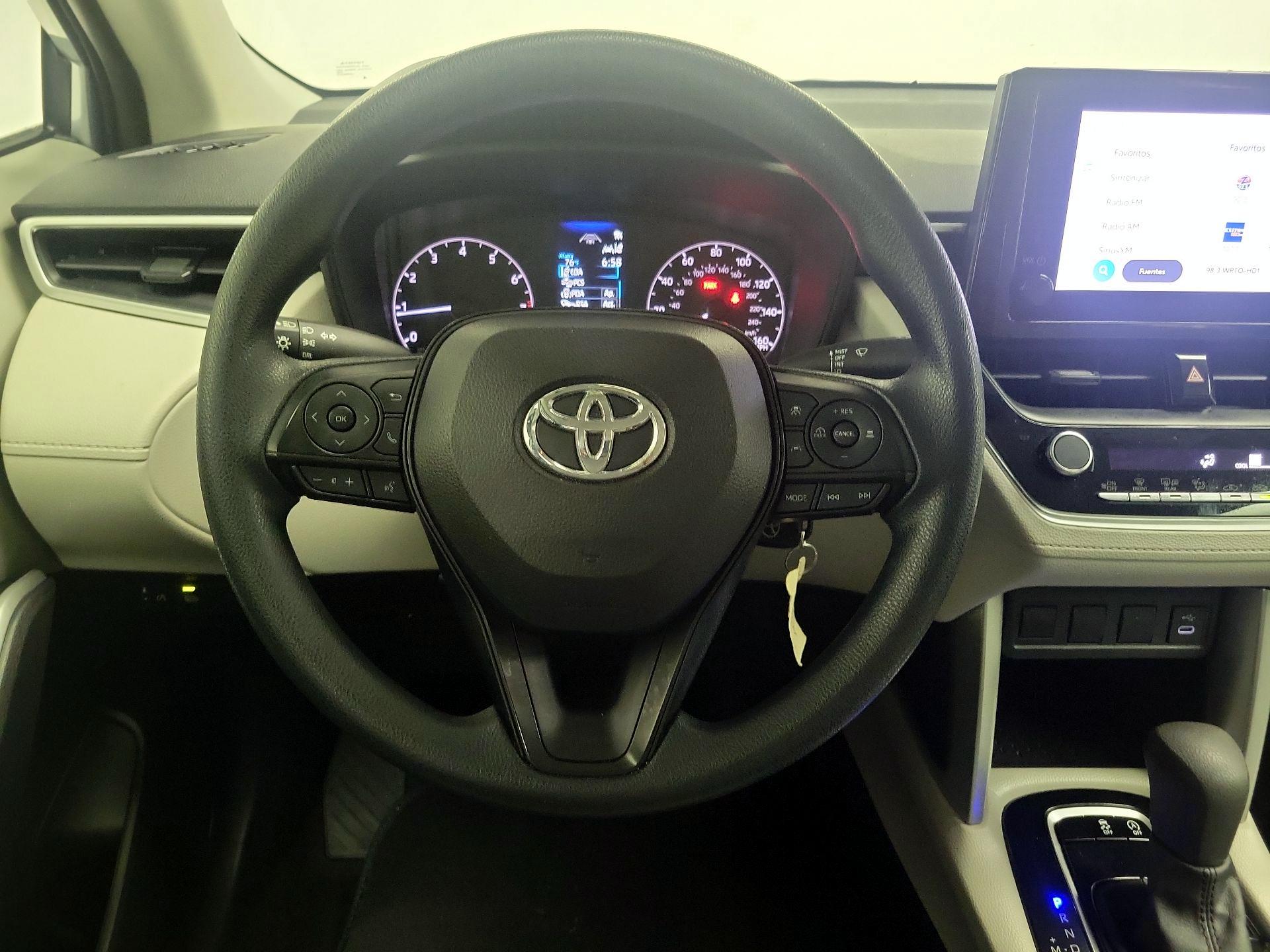 Thumbnail: 2023 Toyota Corolla Cross - 10