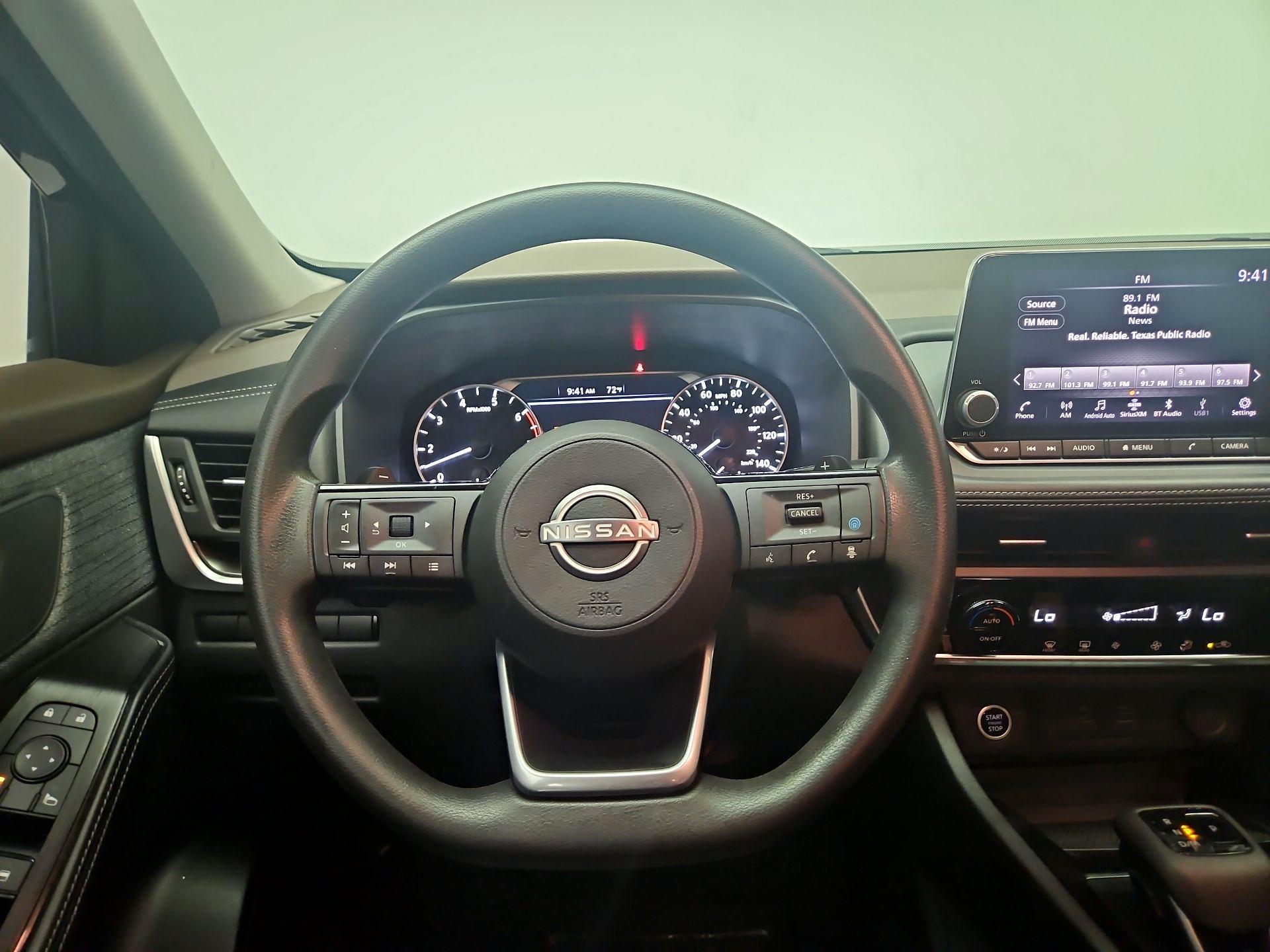 Thumbnail: 2023 Nissan Rogue - 10