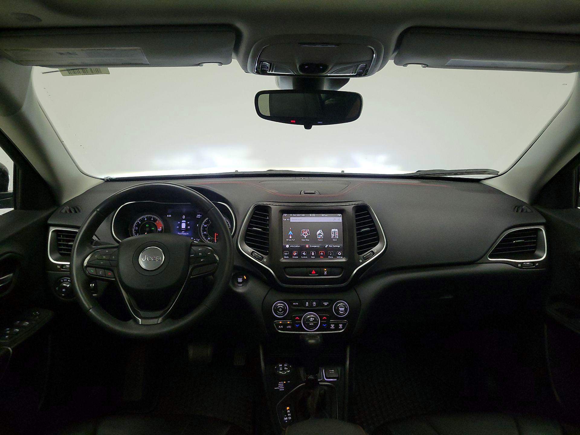 Thumbnail: 2022 Jeep Cherokee - 9