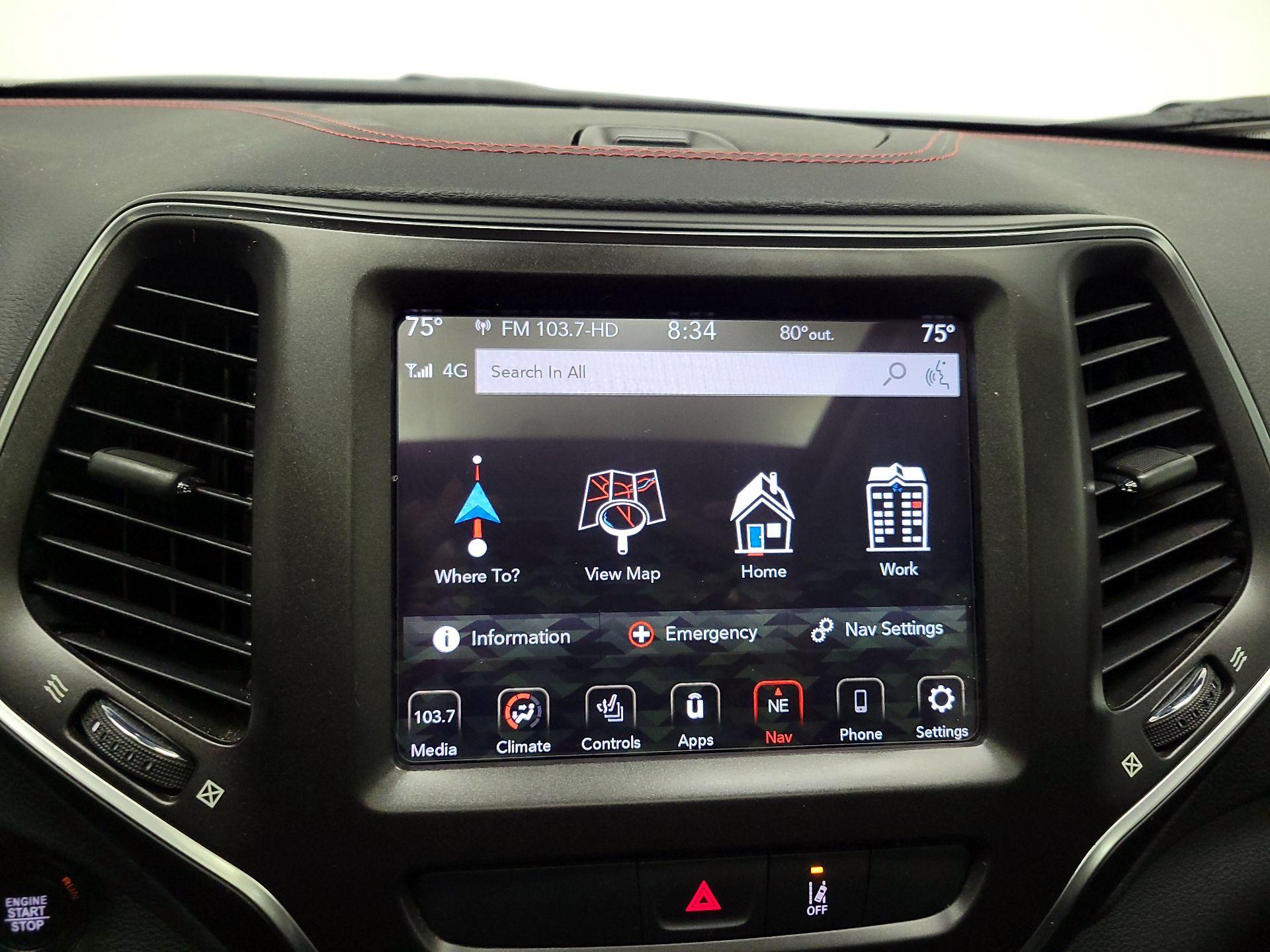Thumbnail: 2022 Jeep Cherokee - 14