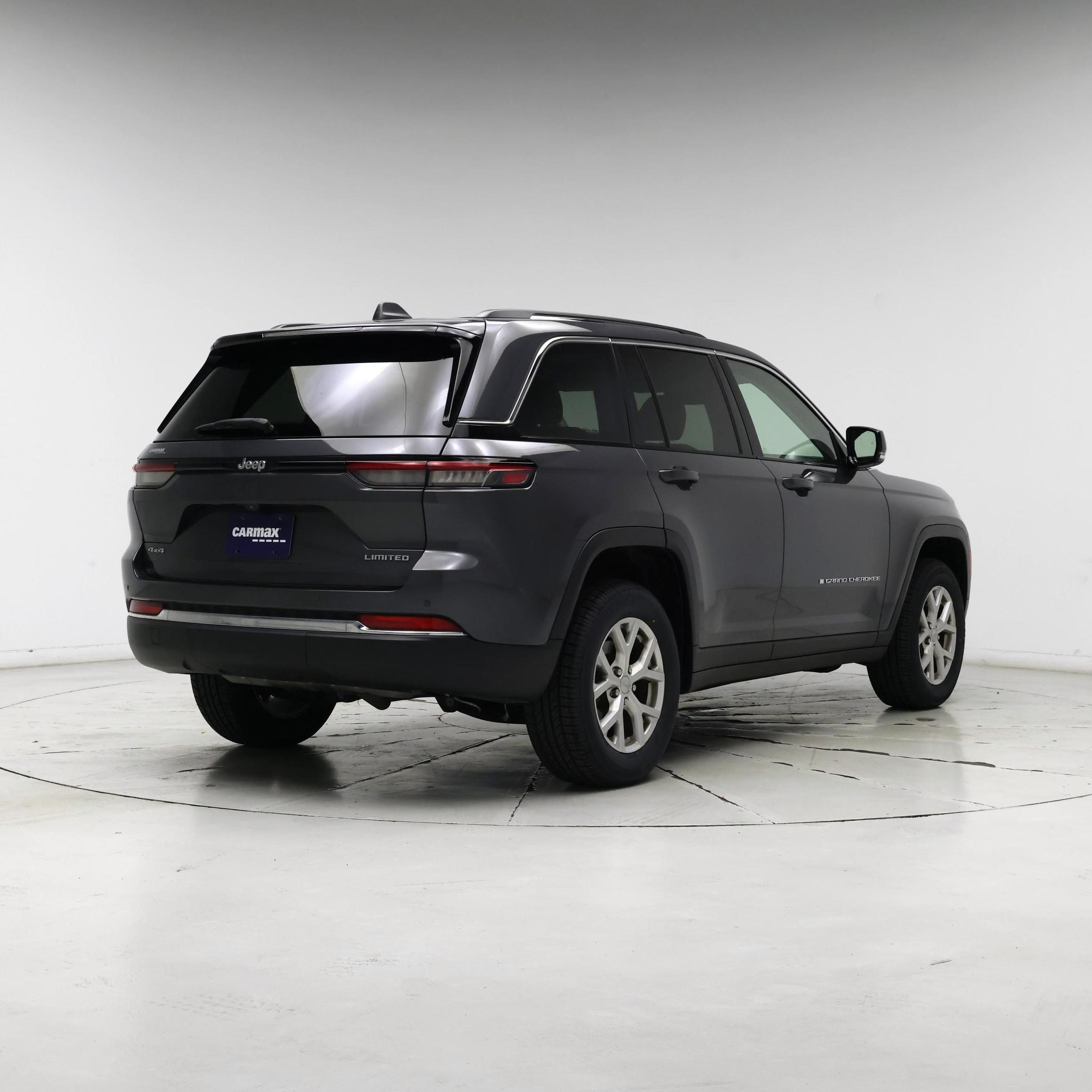 Thumbnail: 2022 Jeep Grand Cherokee - 8