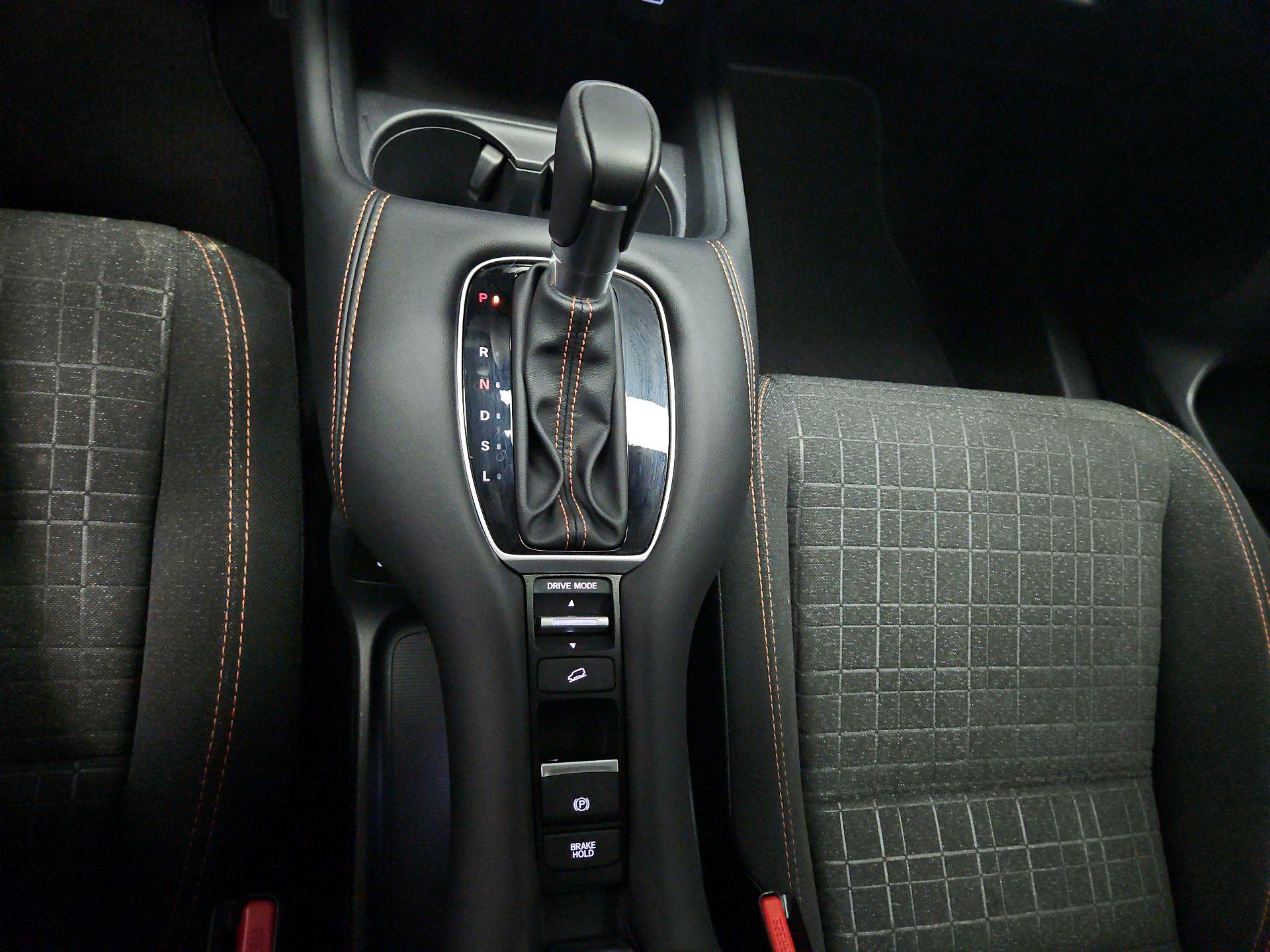 Thumbnail: 2025 Honda HR-V - 17