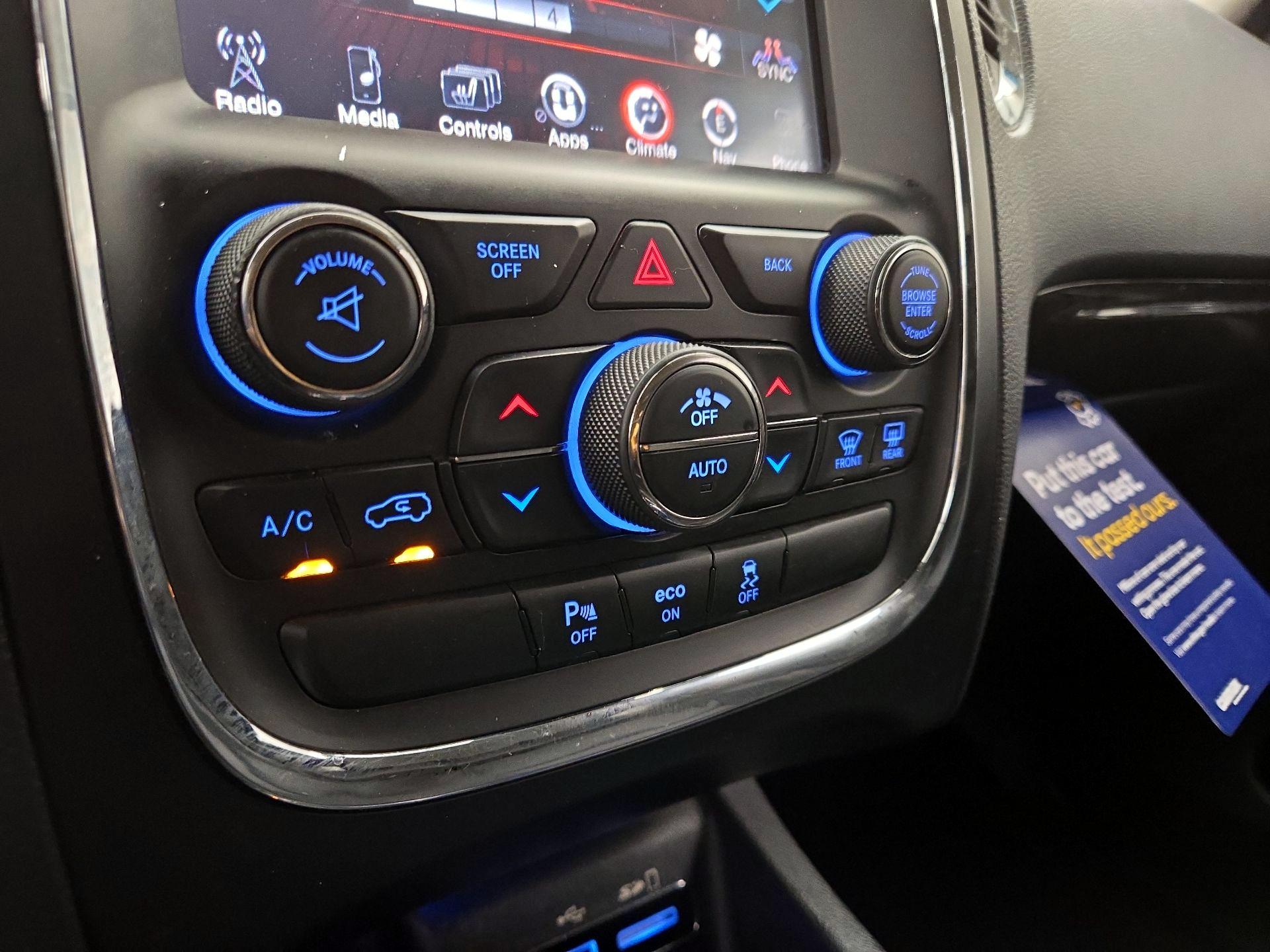 Thumbnail: 2015 Dodge Durango - 17