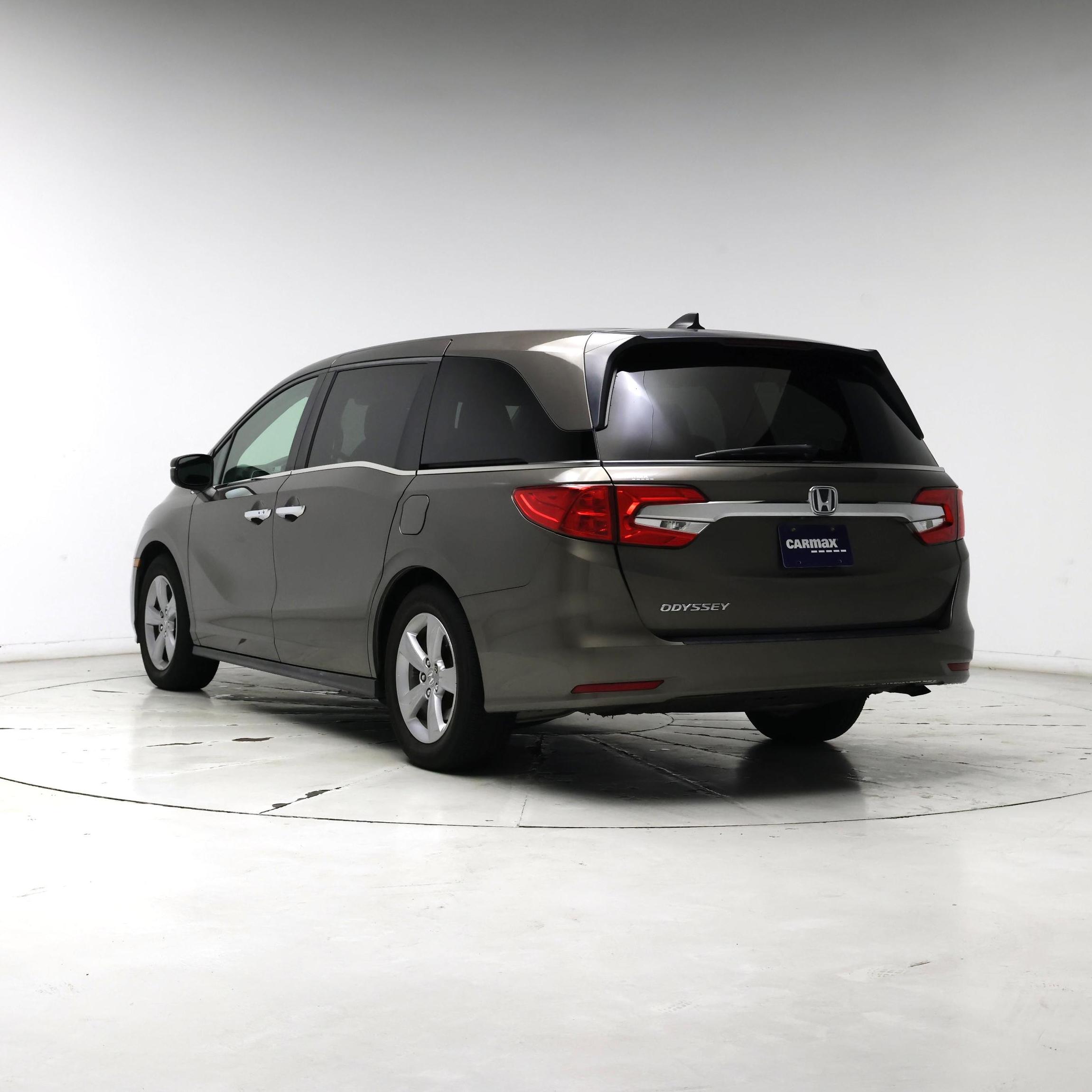 Thumbnail: 2019 Honda Odyssey - 2