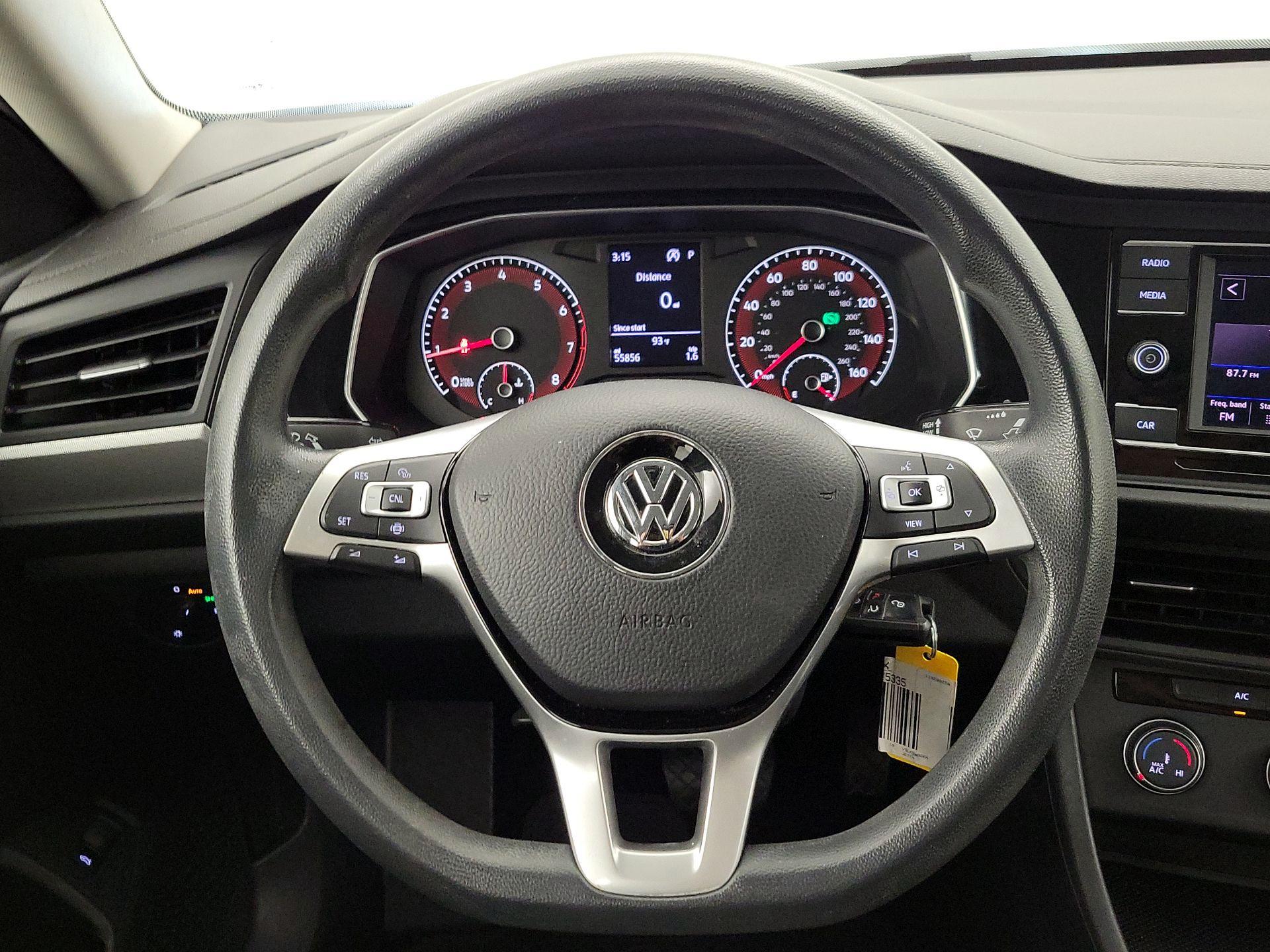 Thumbnail: 2019 Volkswagen Jetta - 10