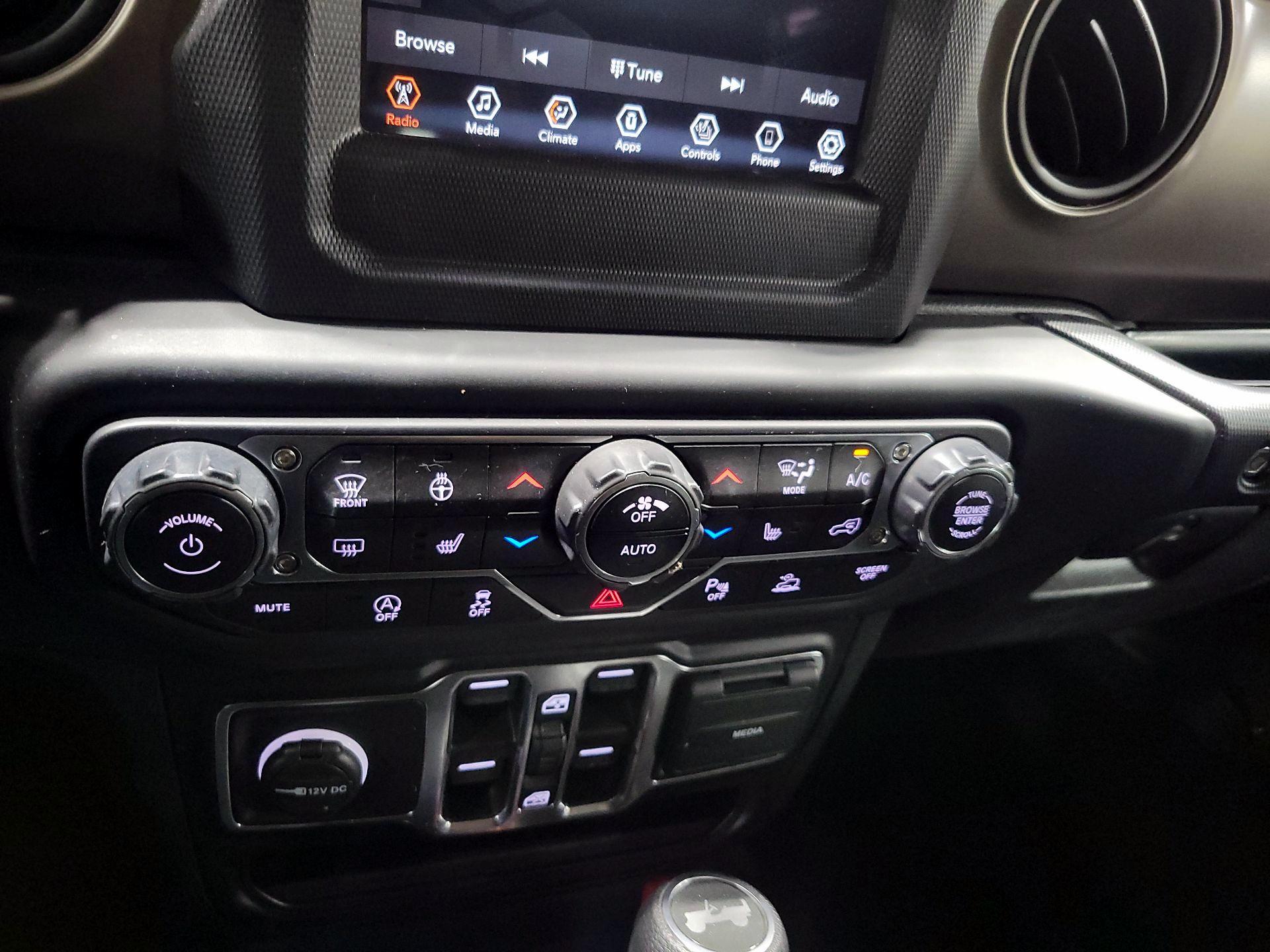 Thumbnail: 2021 Jeep Wrangler - 16