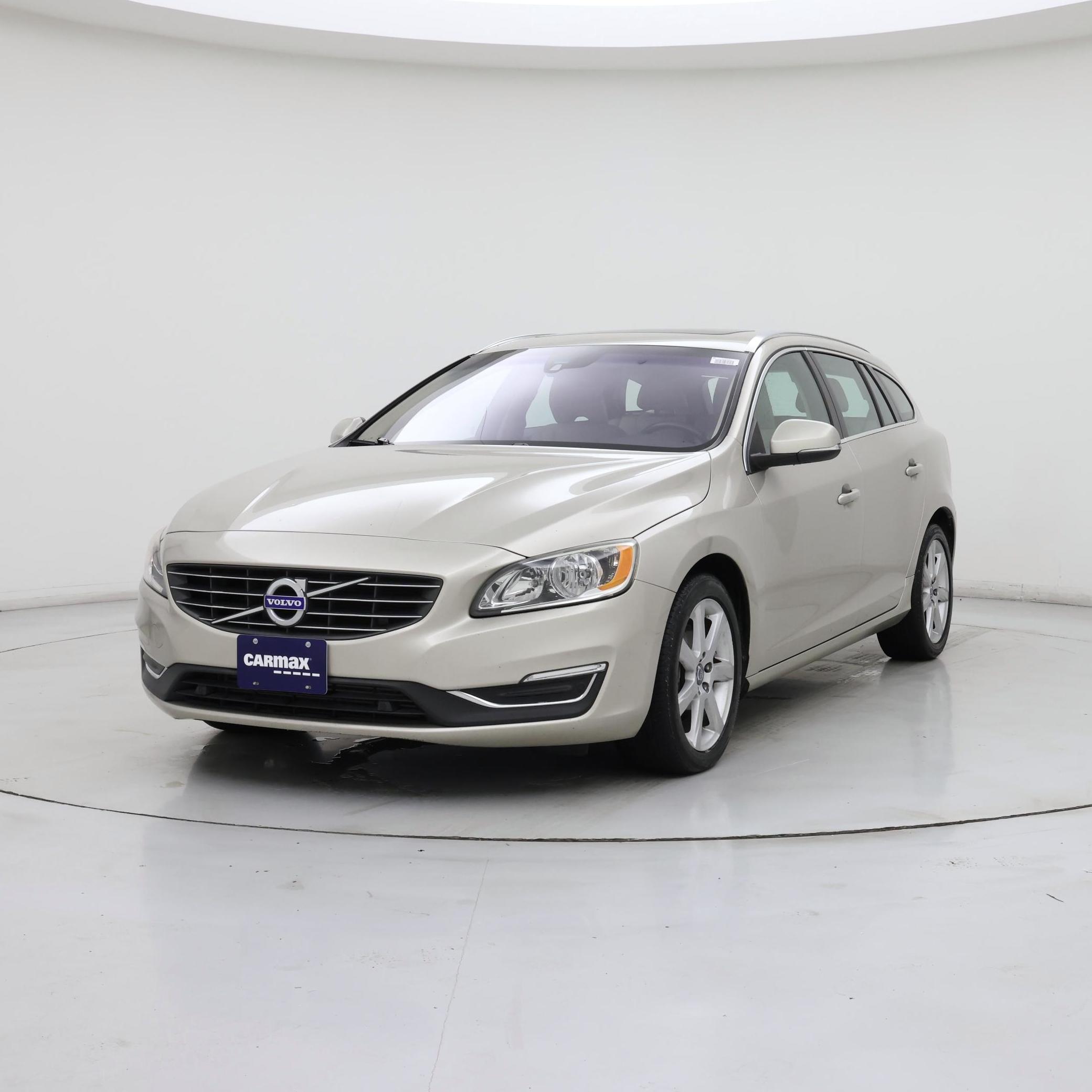 Thumbnail: 2017 Volvo V60 - 4