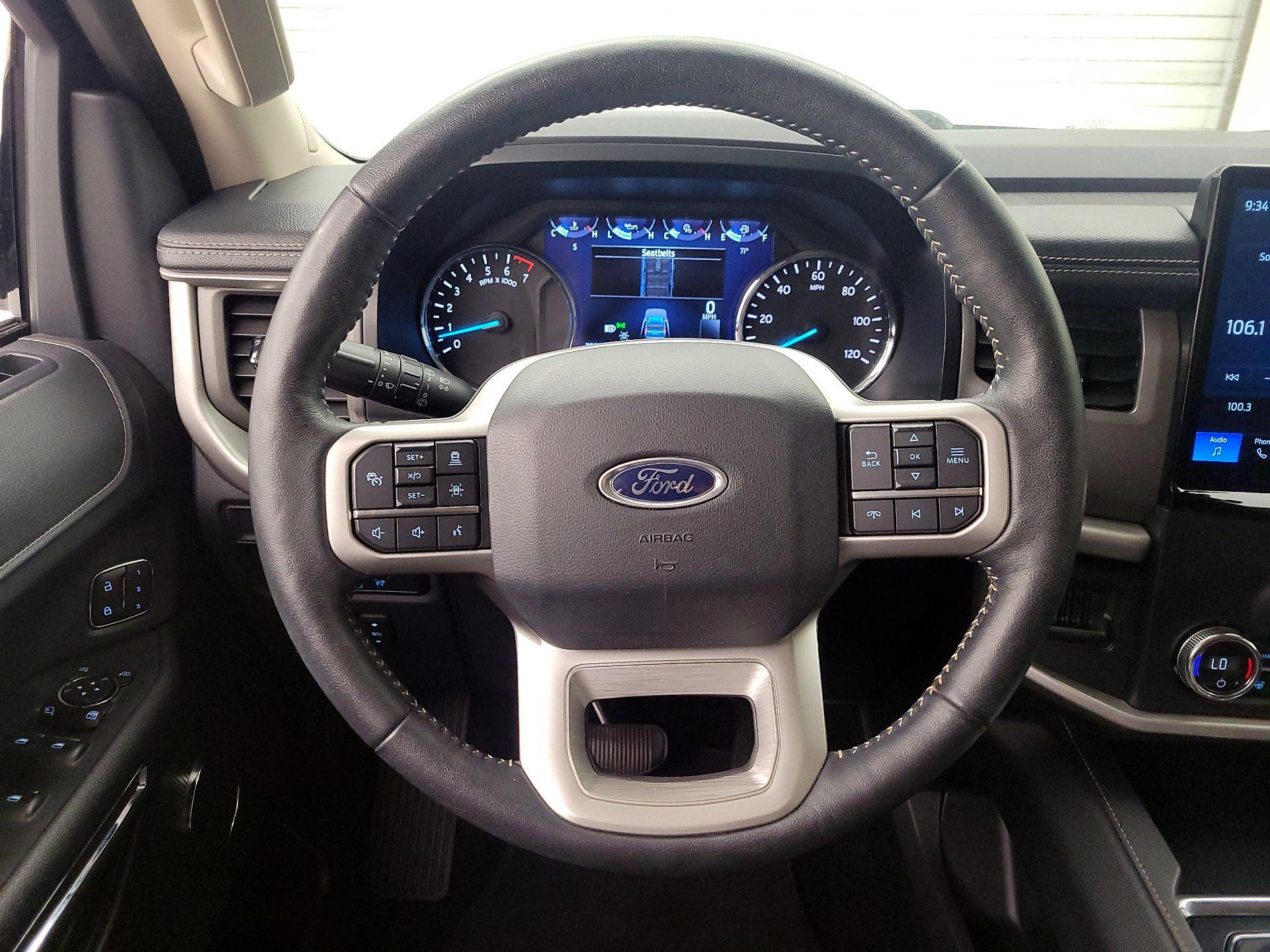 Thumbnail: 2022 Ford Expedition MAX - 10