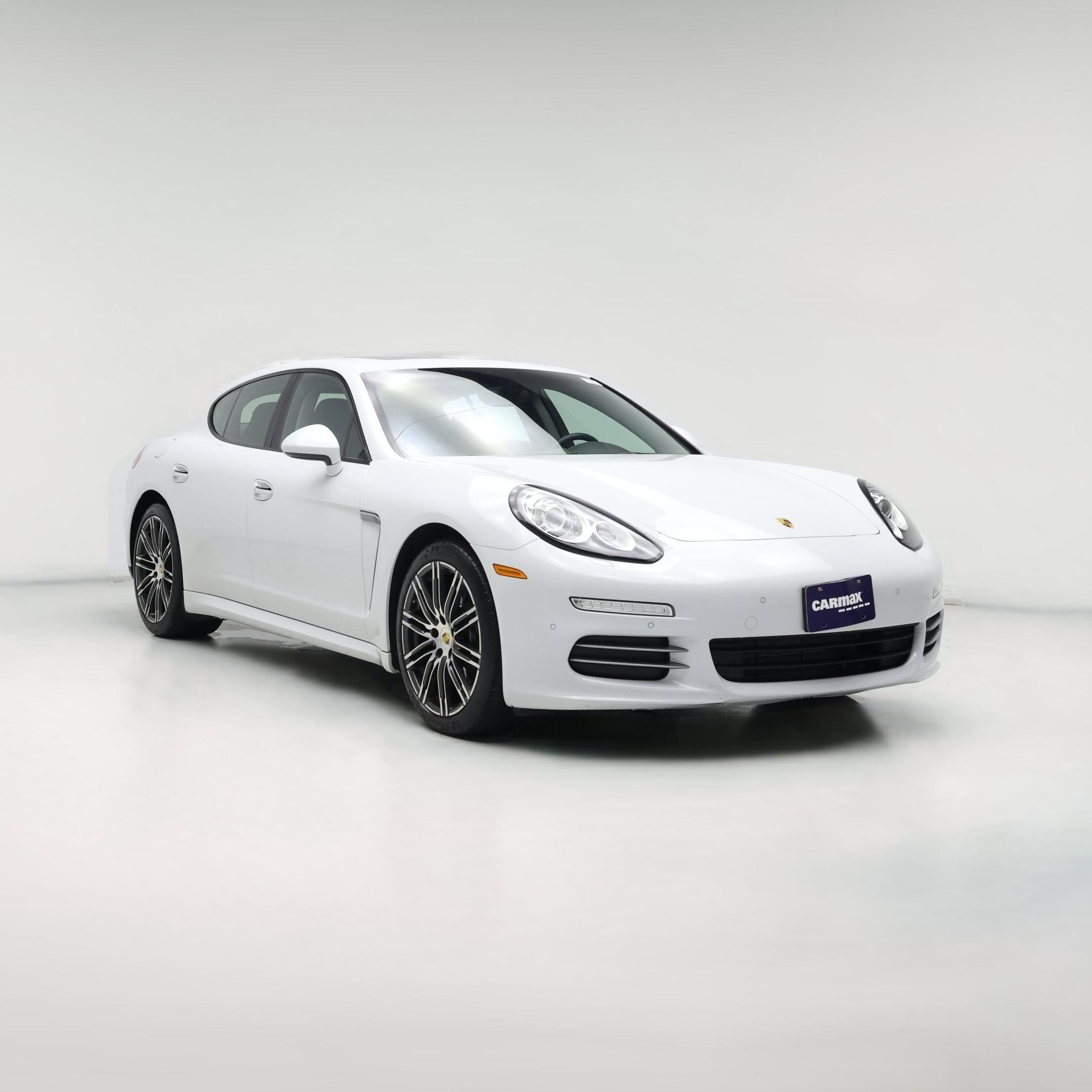 Thumbnail: 2016 Porsche Panamera - 1