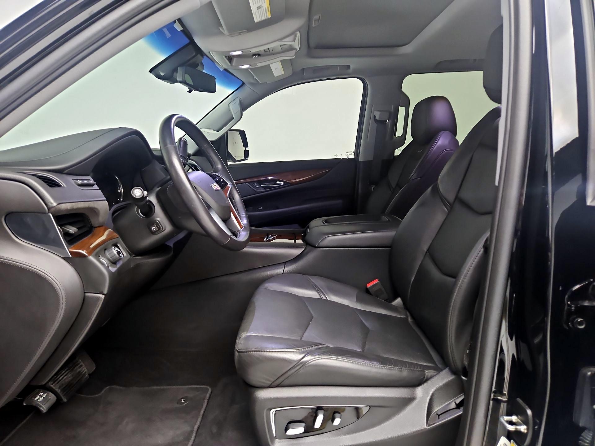Thumbnail: 2018 Cadillac Escalade - 11