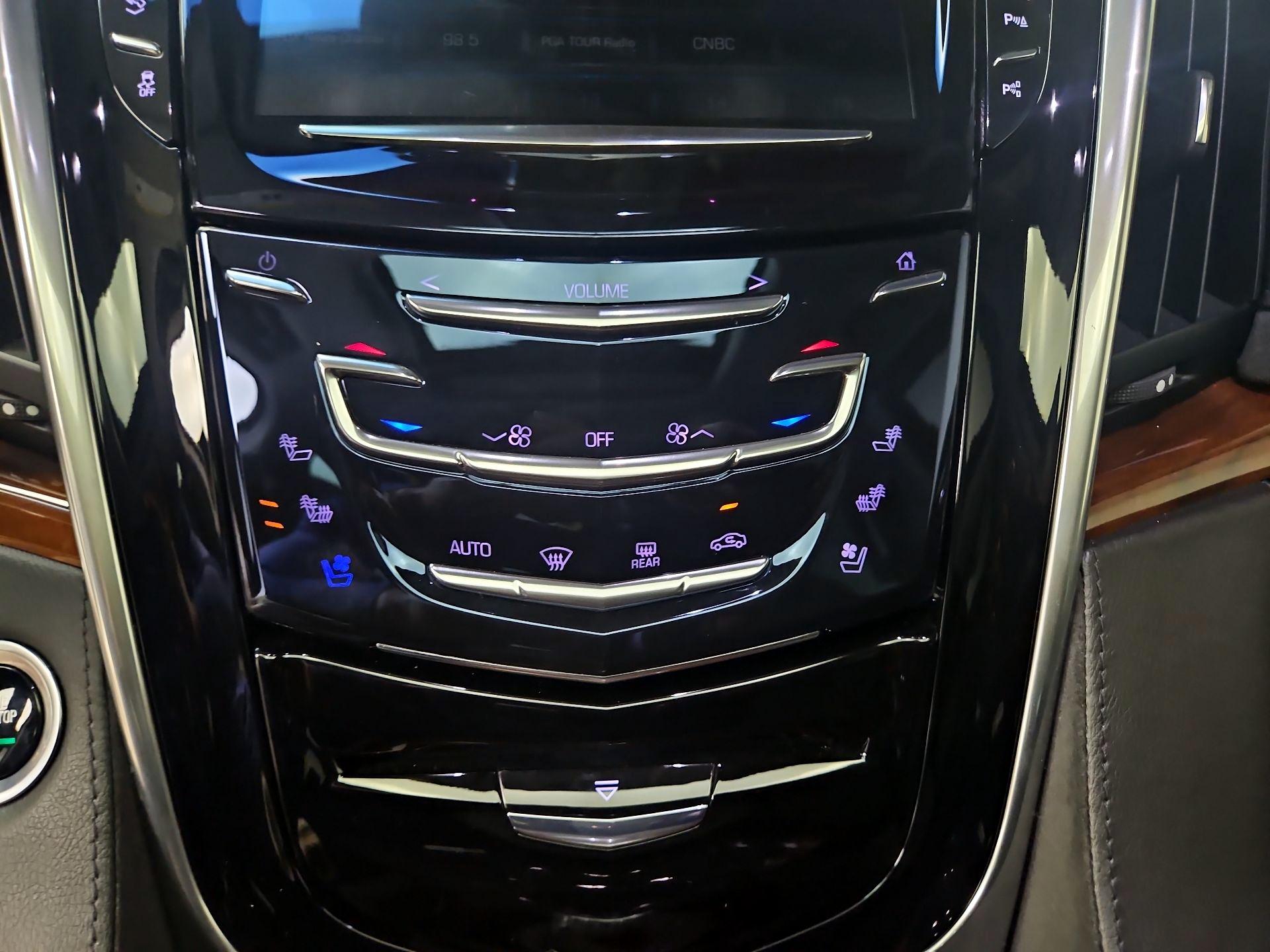 Thumbnail: 2018 Cadillac Escalade - 17