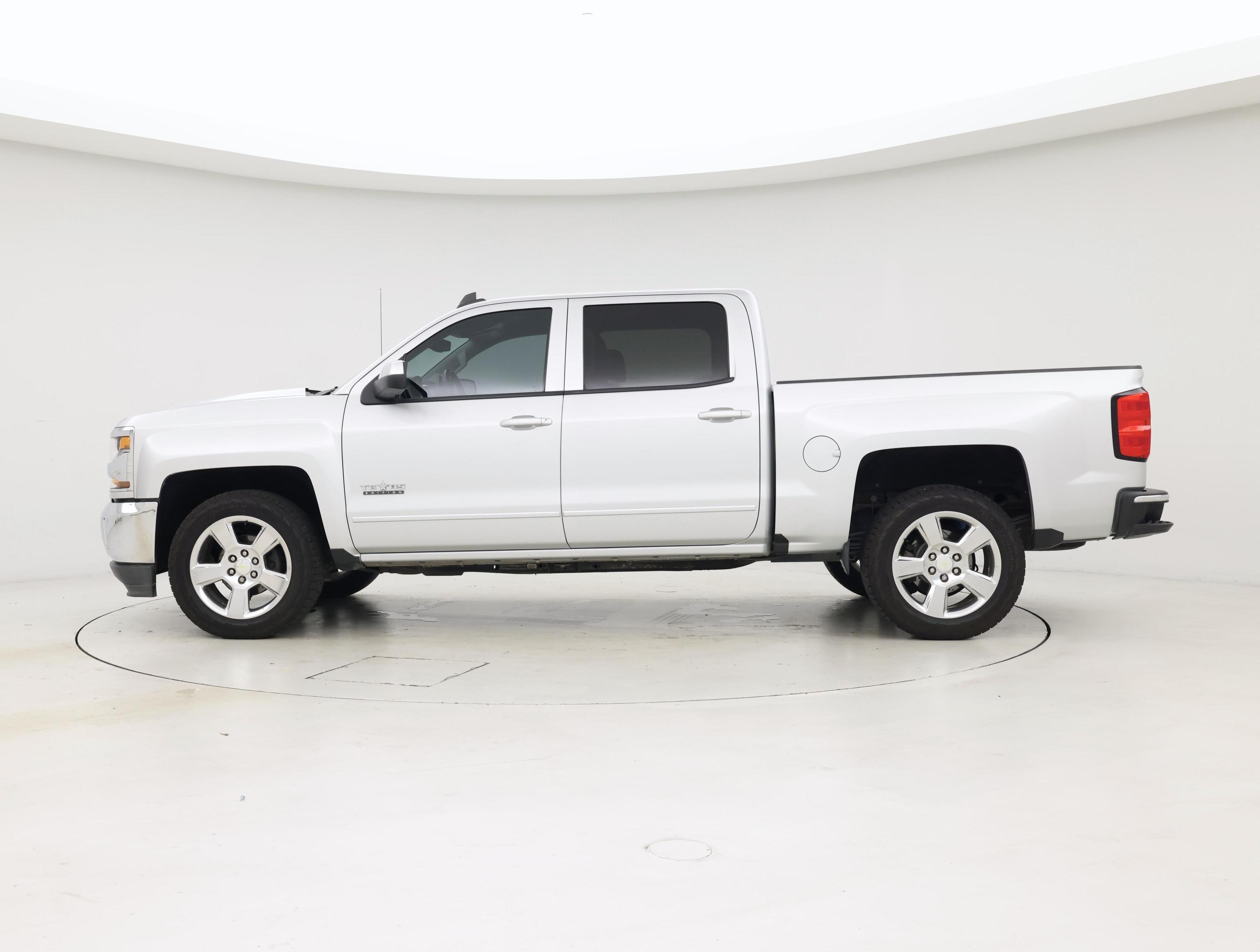Thumbnail: 2017 Chevrolet Silverado 1500 - 3