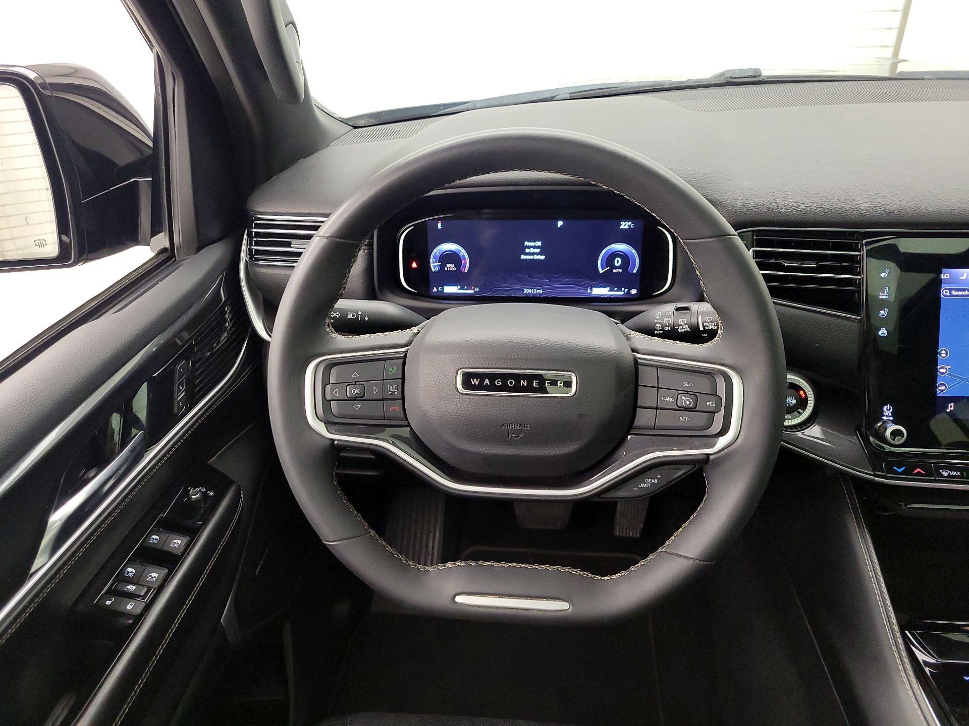 Thumbnail: 2022 Jeep Wagoneer - 10