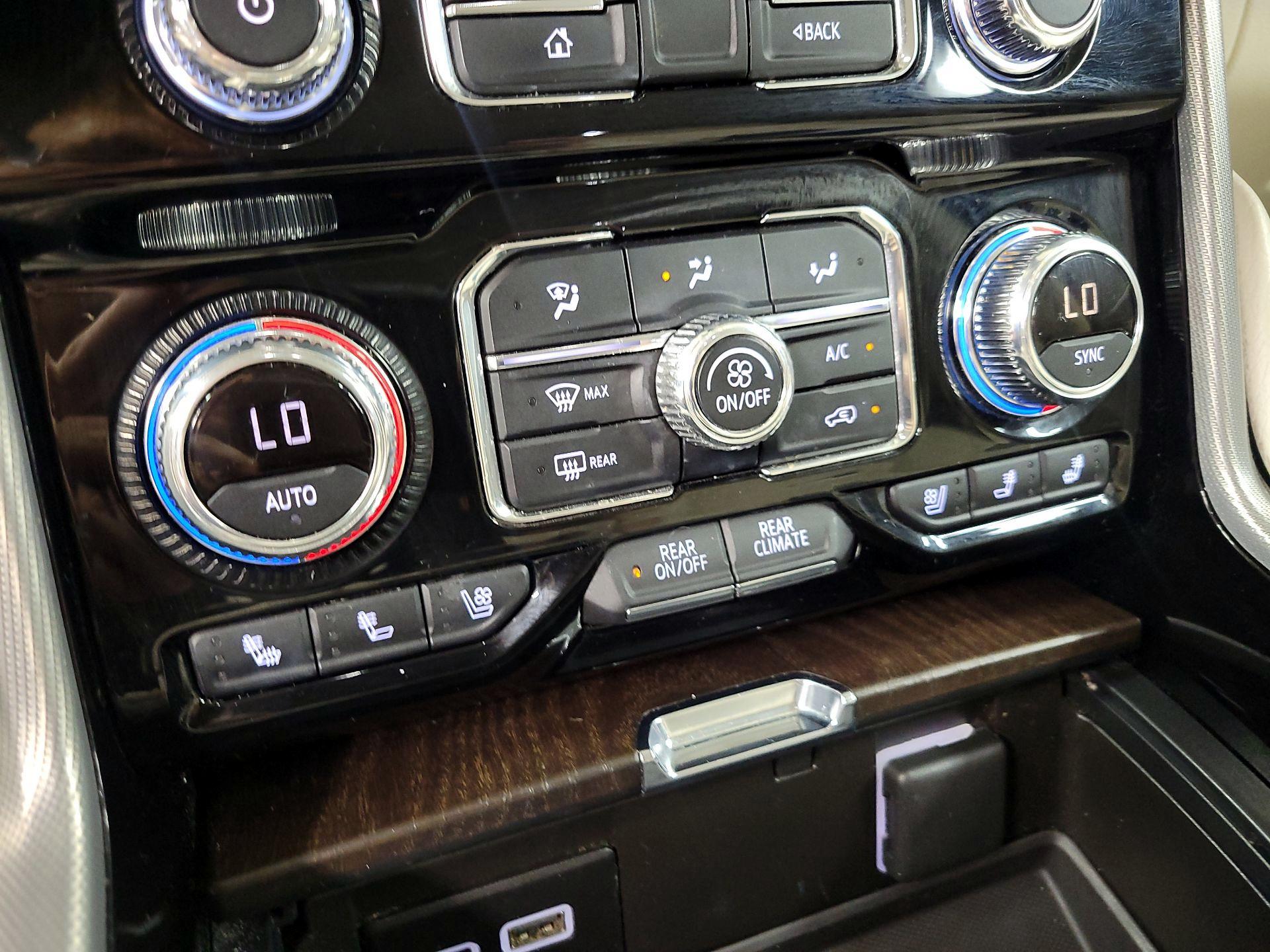 Thumbnail: 2021 GMC Yukon - 17