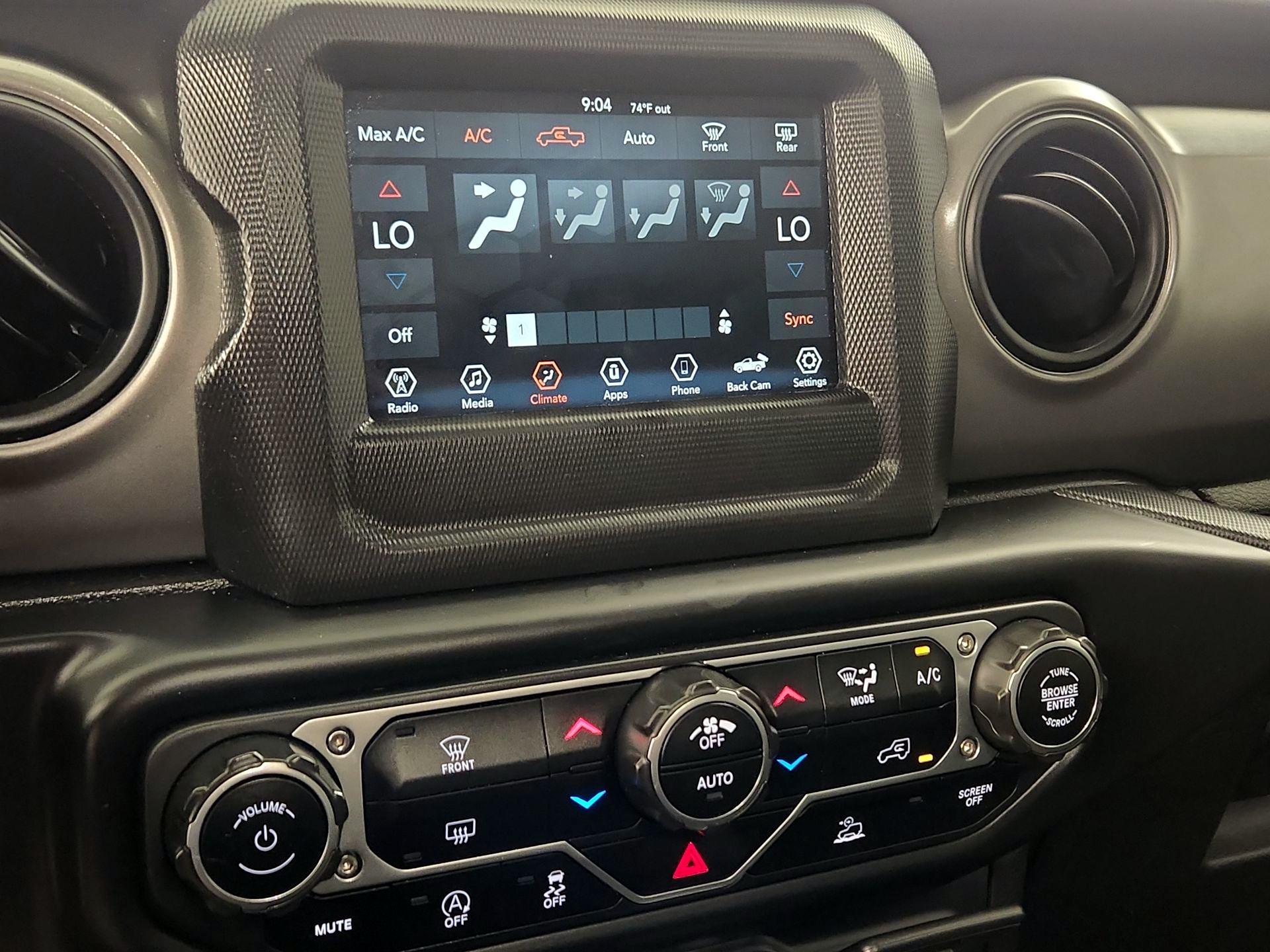 Thumbnail: 2023 Jeep Gladiator - 16