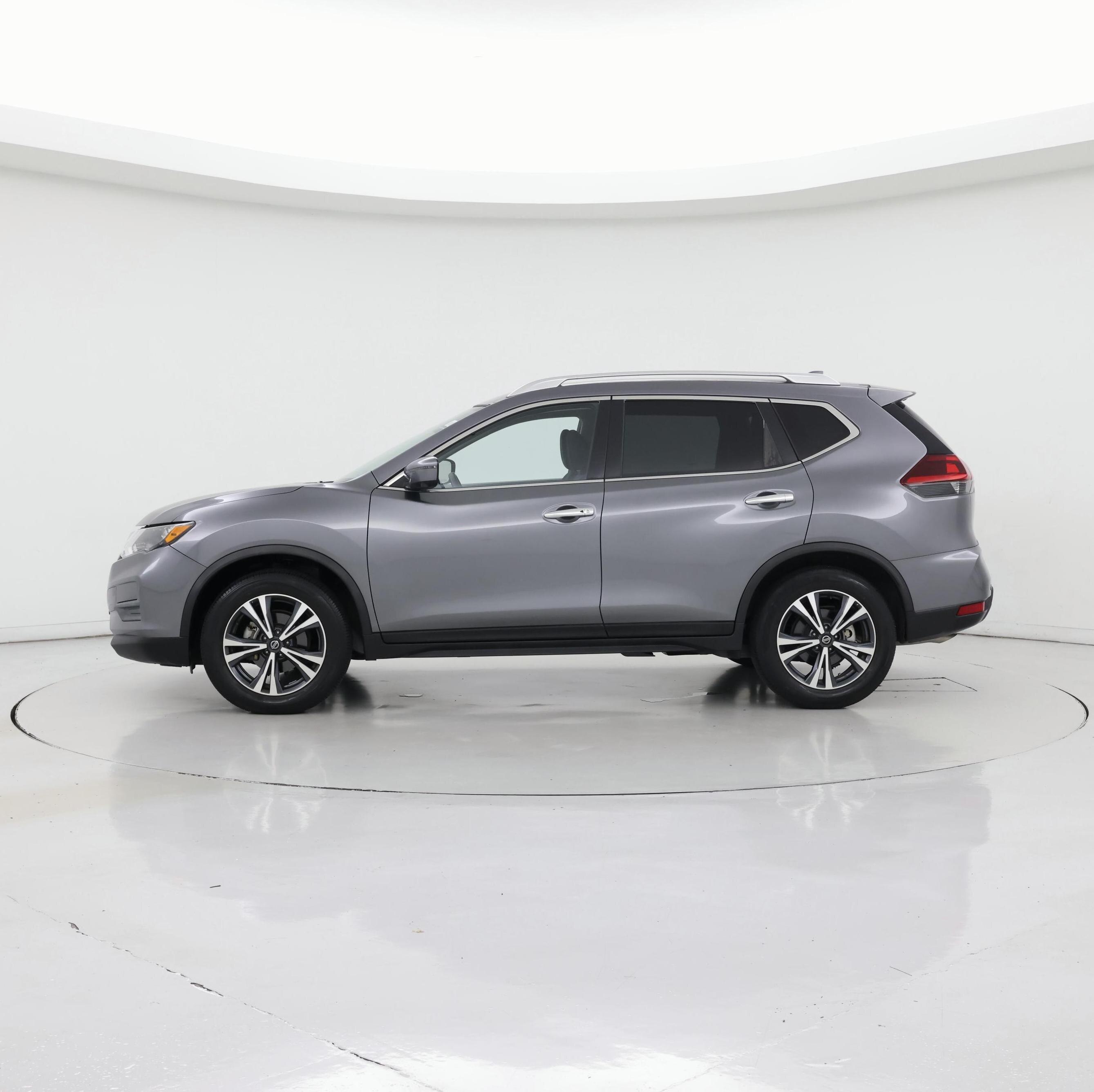 Thumbnail: 2020 Nissan Rogue - 3