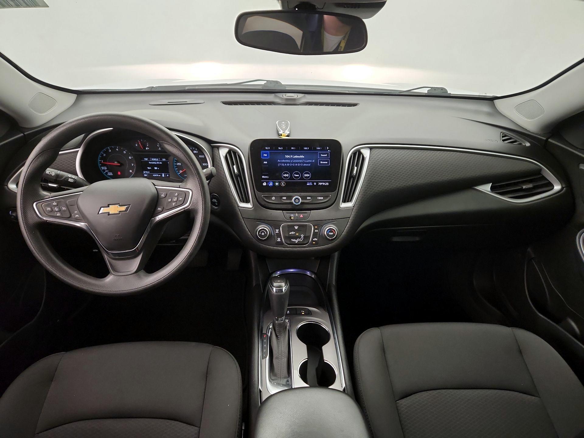 Thumbnail: 2020 Chevrolet Malibu - 9