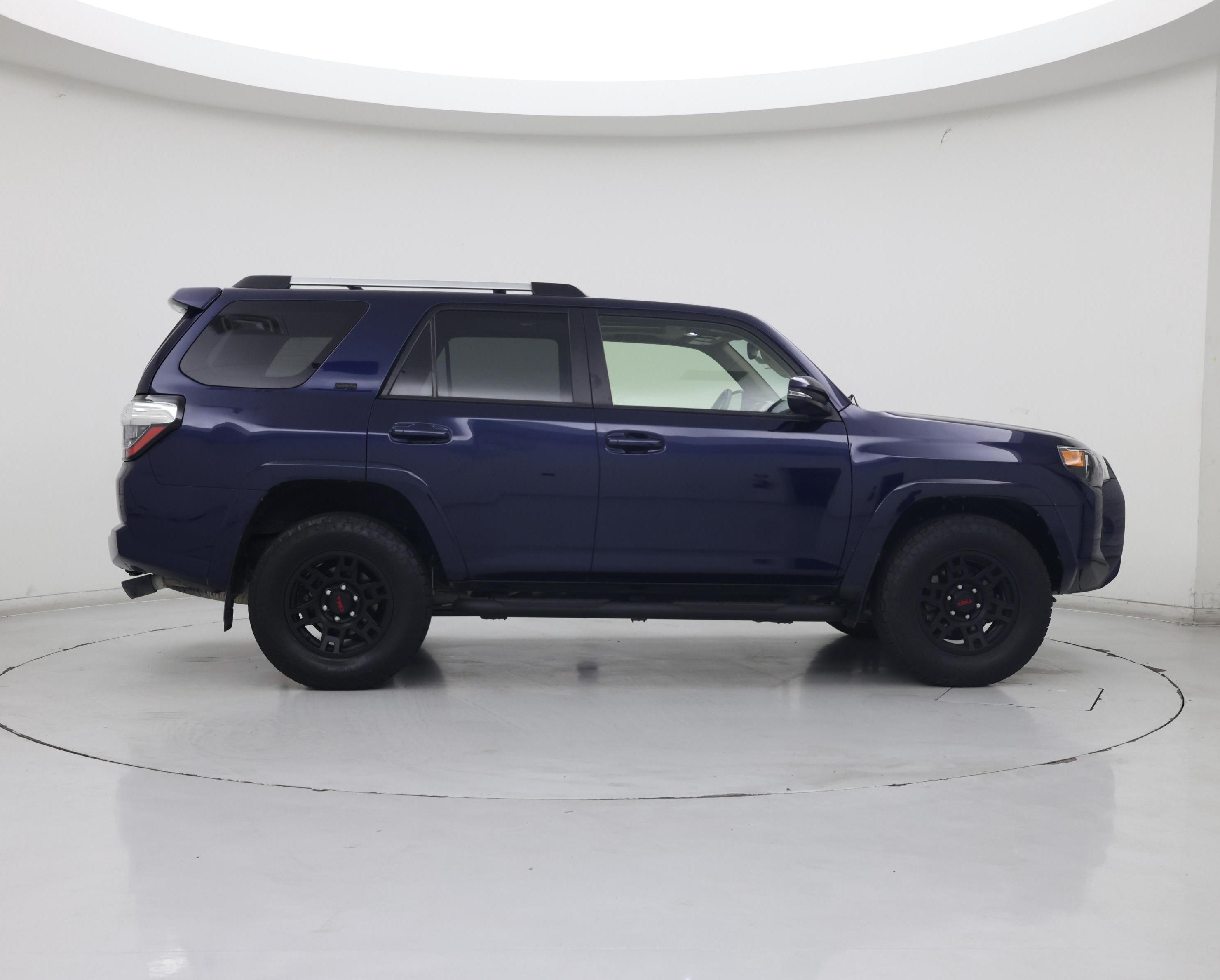 Thumbnail: 2023 Toyota 4Runner - 7