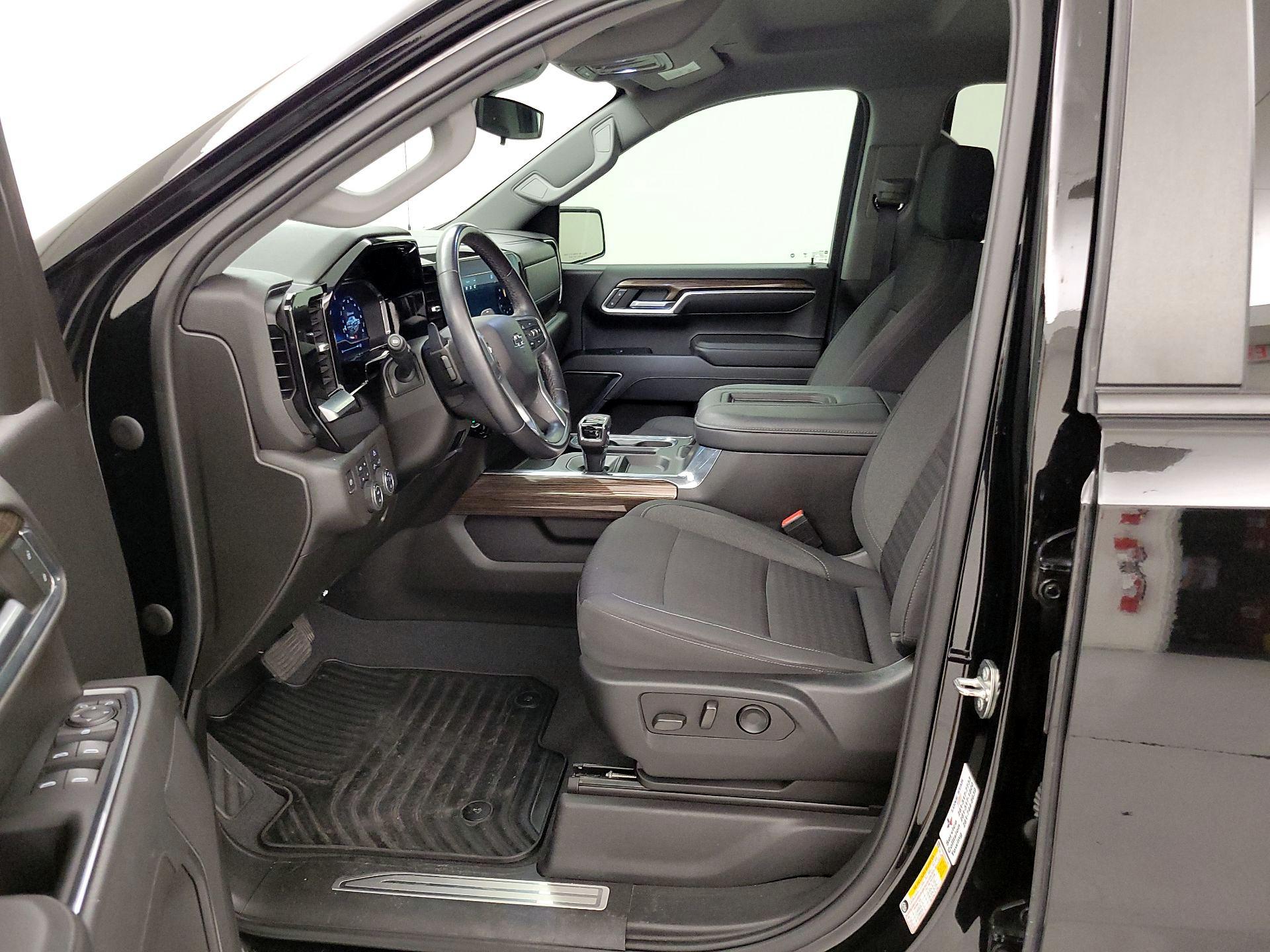 Thumbnail: 2022 Chevrolet Silverado 1500 - 11