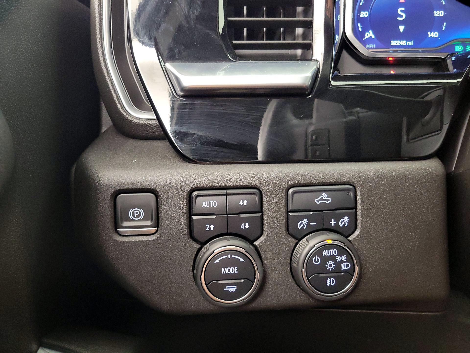 Thumbnail: 2022 Chevrolet Silverado 1500 - 13