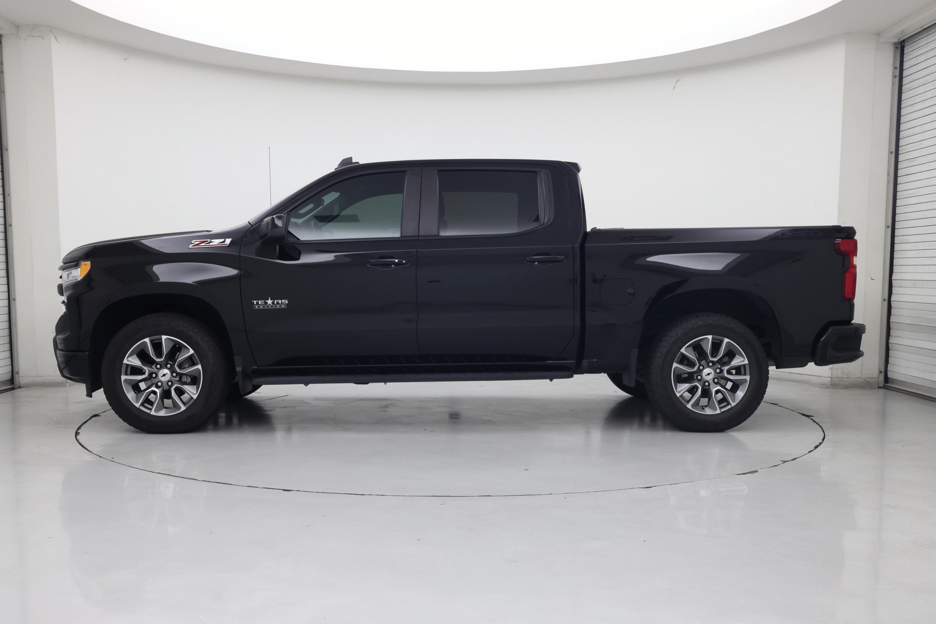 Thumbnail: 2022 Chevrolet Silverado 1500 - 3