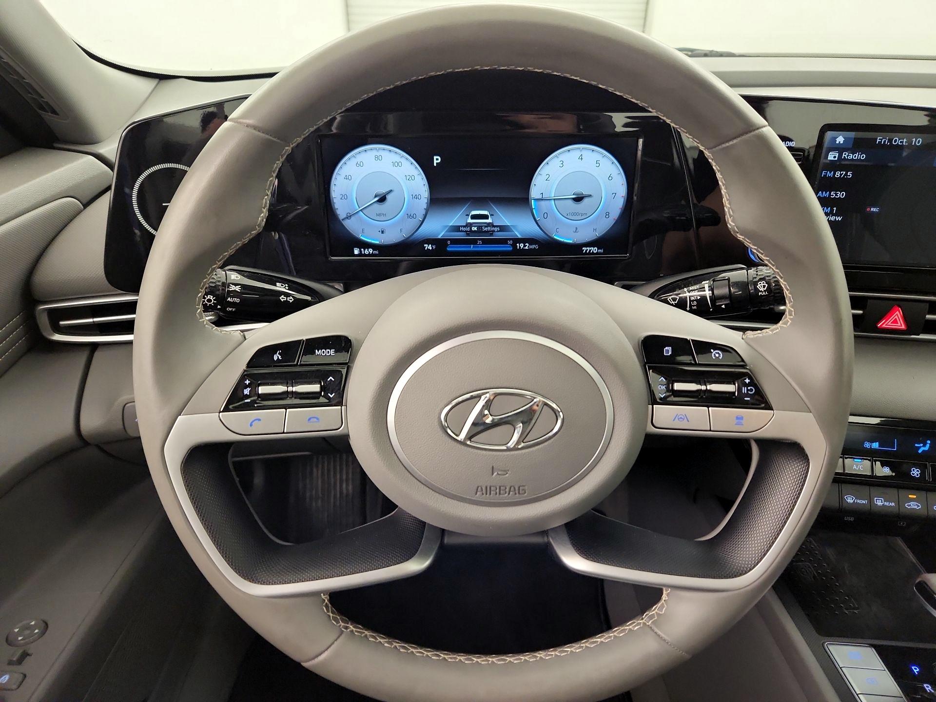 Thumbnail: 2021 Hyundai Elantra - 10