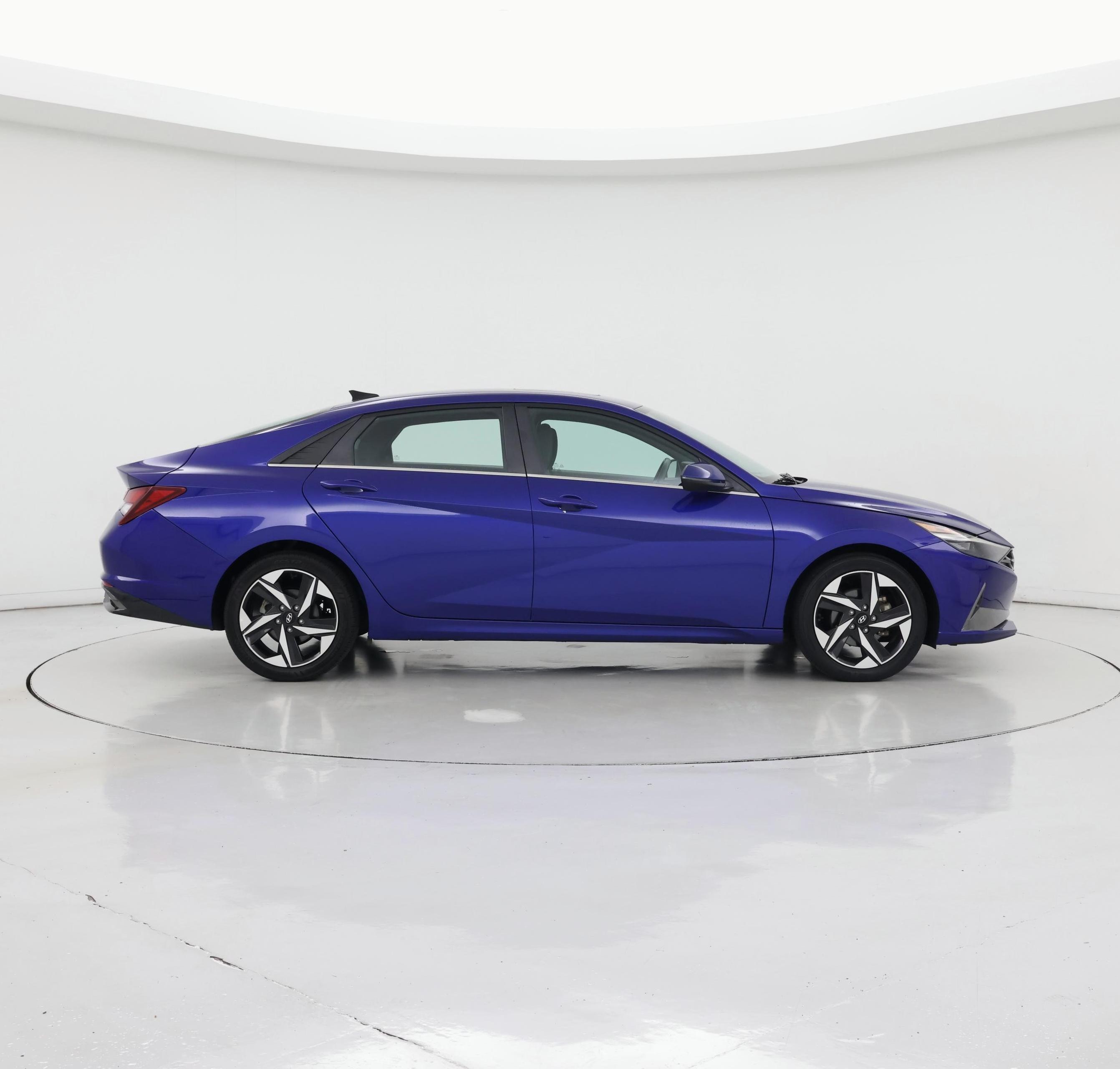 Thumbnail: 2021 Hyundai Elantra - 7