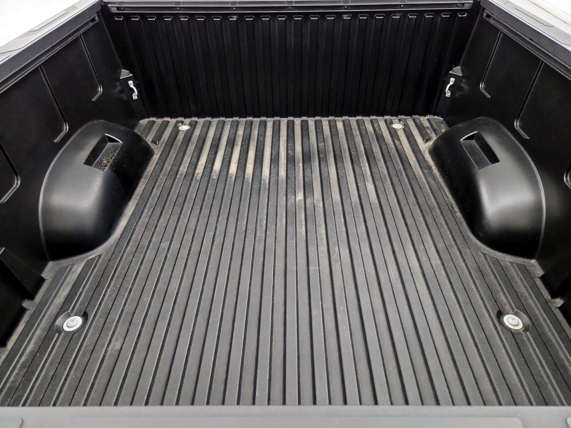 Thumbnail: 2022 Toyota Tundra - 20