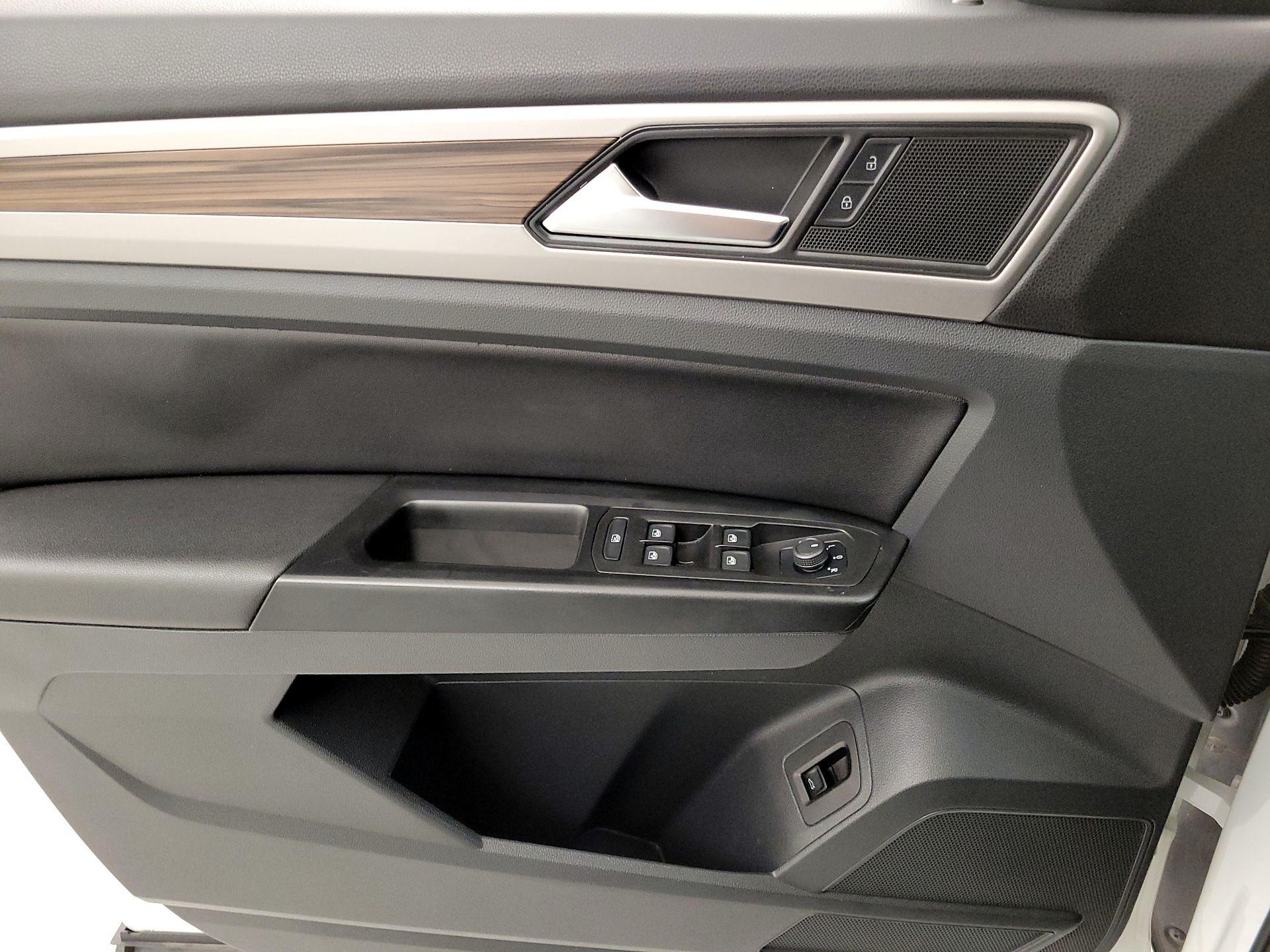 Thumbnail: 2021 Volkswagen Atlas - 12