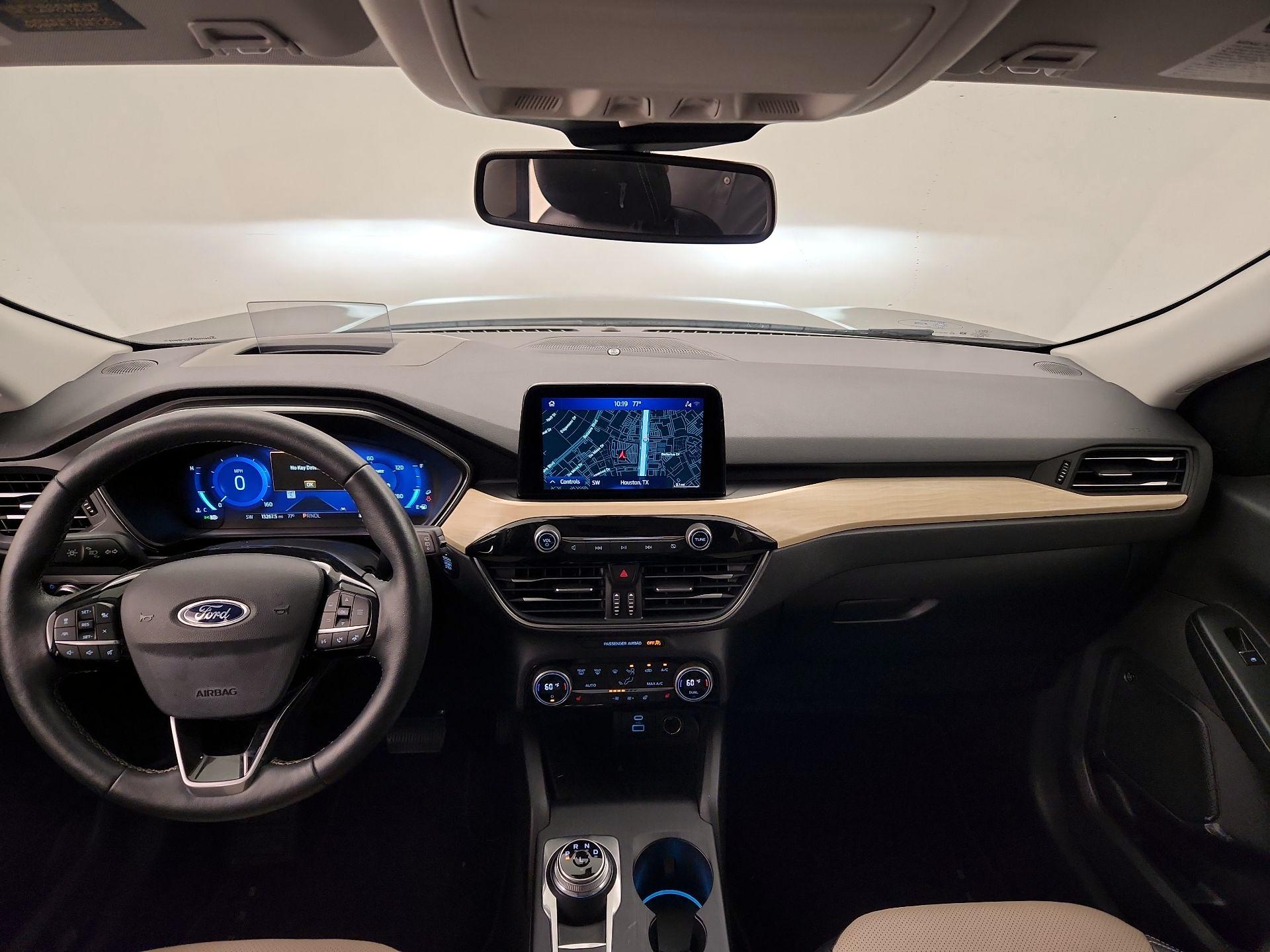 Thumbnail: 2021 Ford Escape - 9