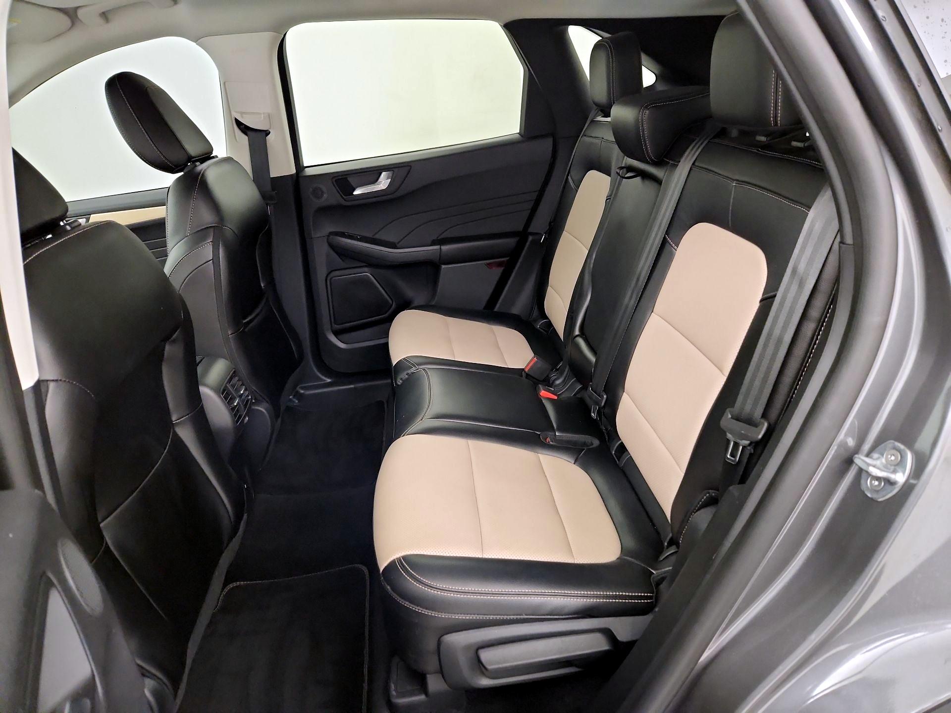 Thumbnail: 2021 Ford Escape - 20