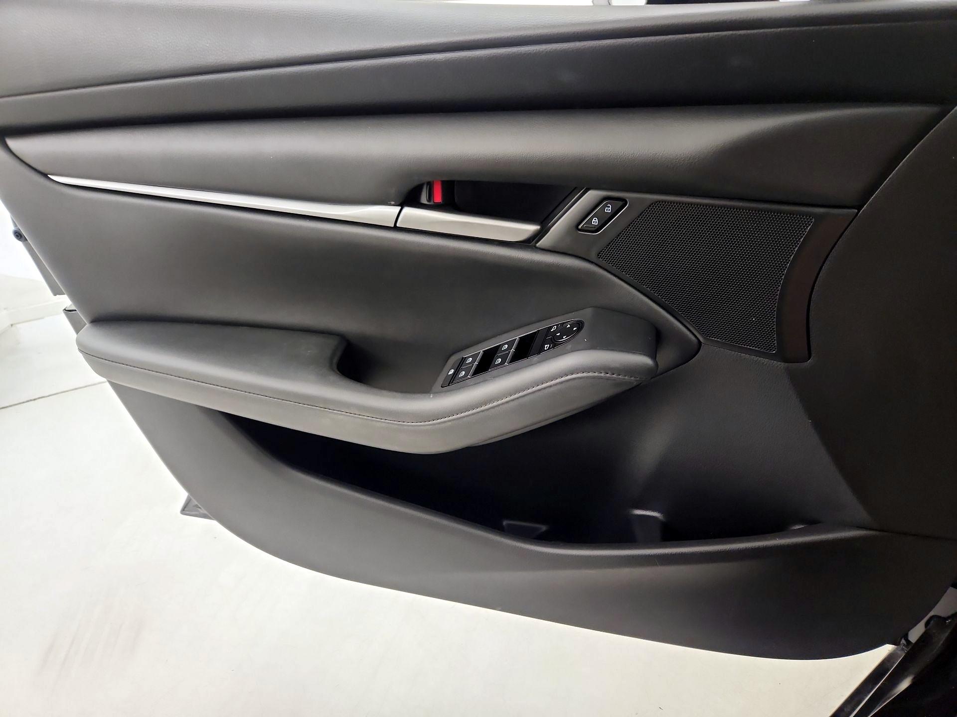 Thumbnail: 2020 Mazda Mazda3 - 12