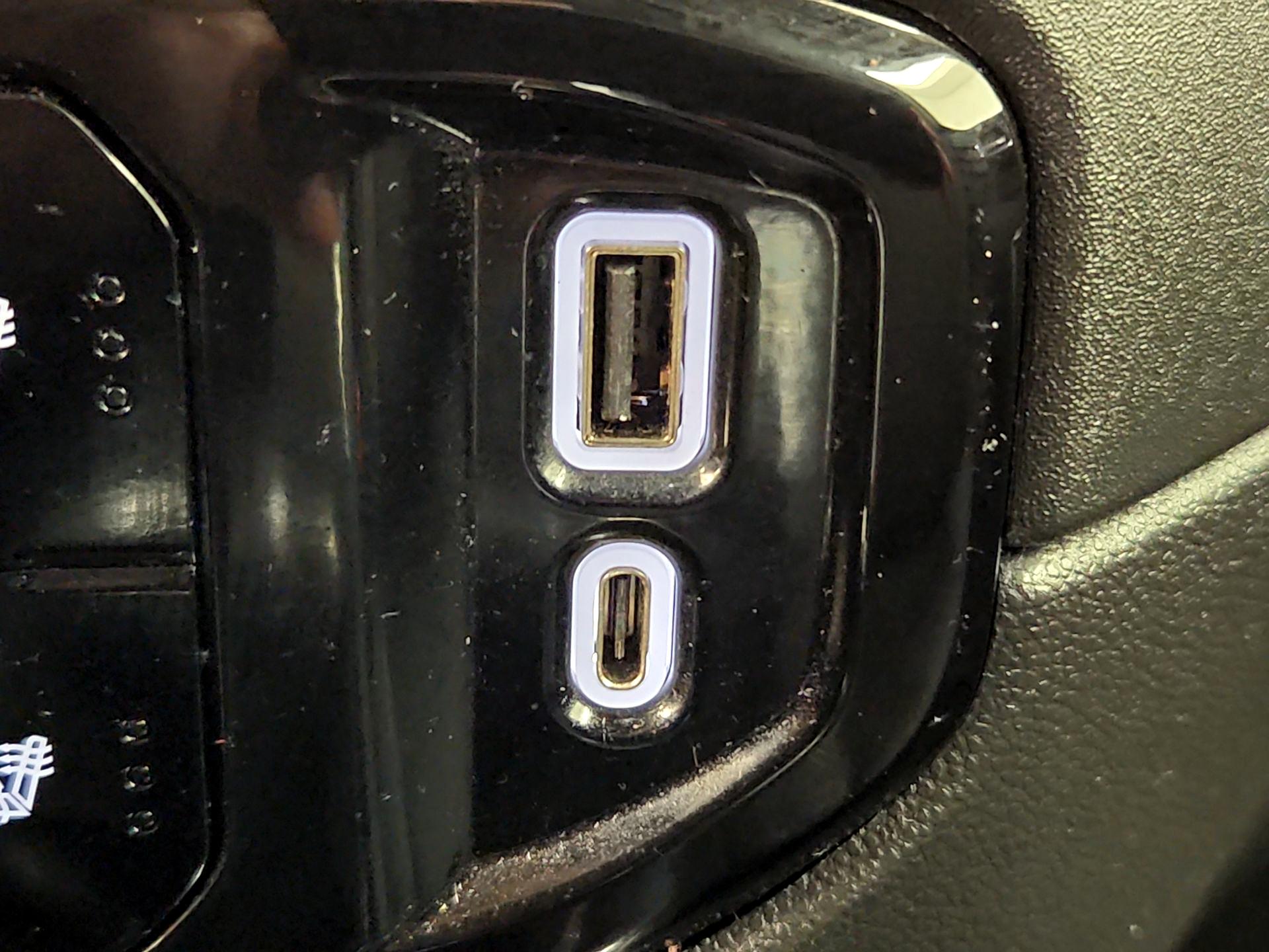 Thumbnail: 2023 Chevrolet Silverado 1500 - 18