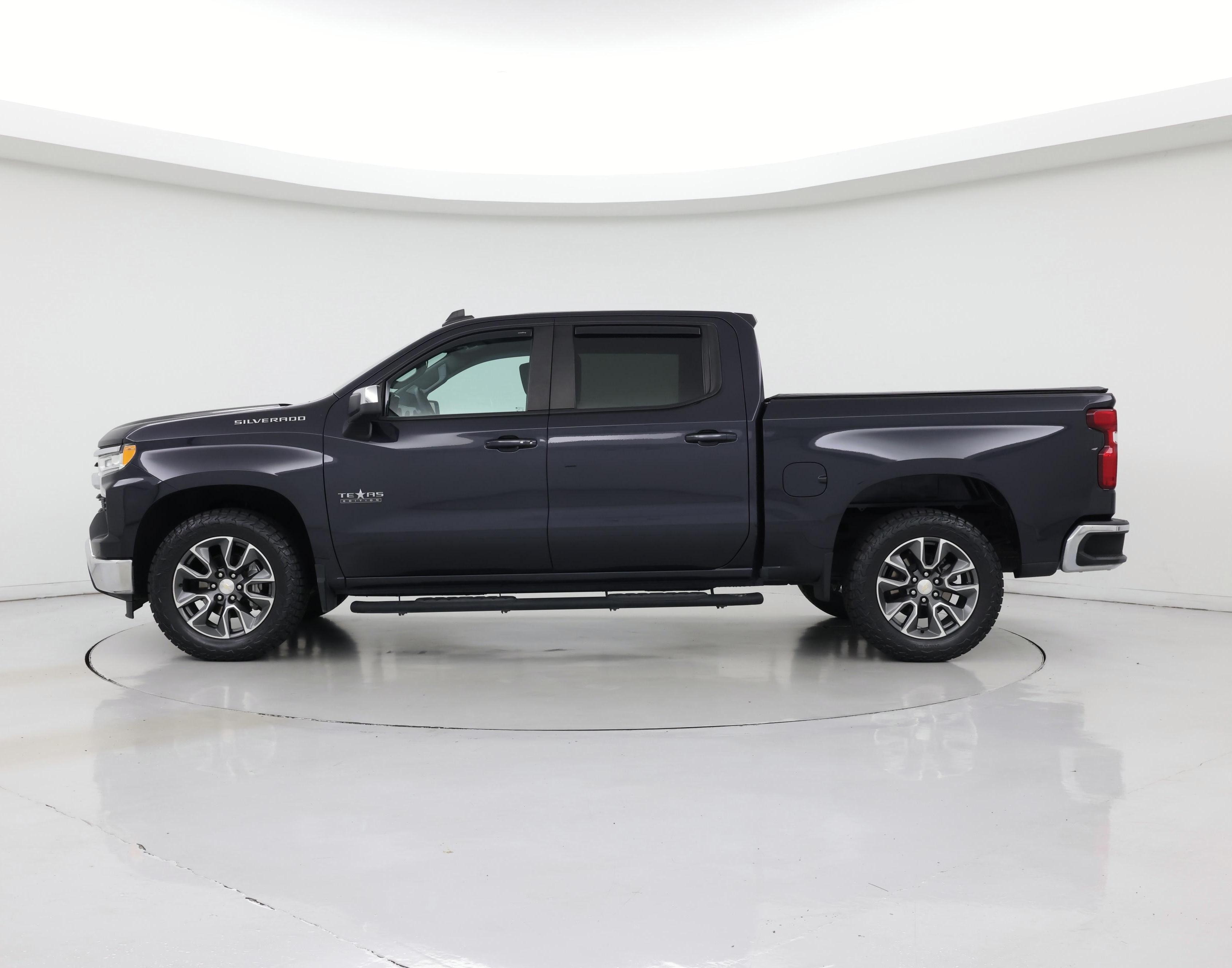 Thumbnail: 2023 Chevrolet Silverado 1500 - 3