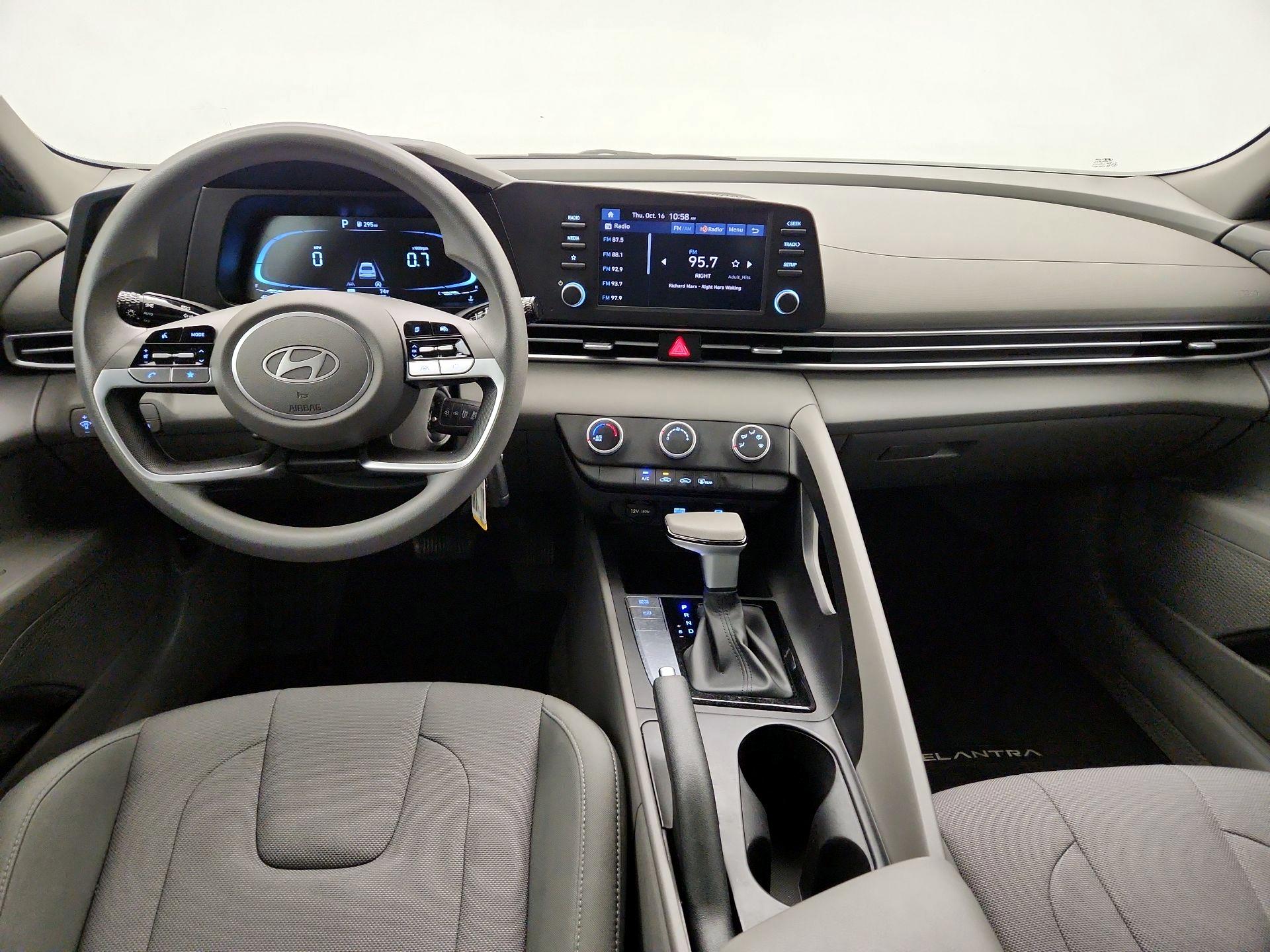 Thumbnail: 2024 Hyundai Elantra - 9