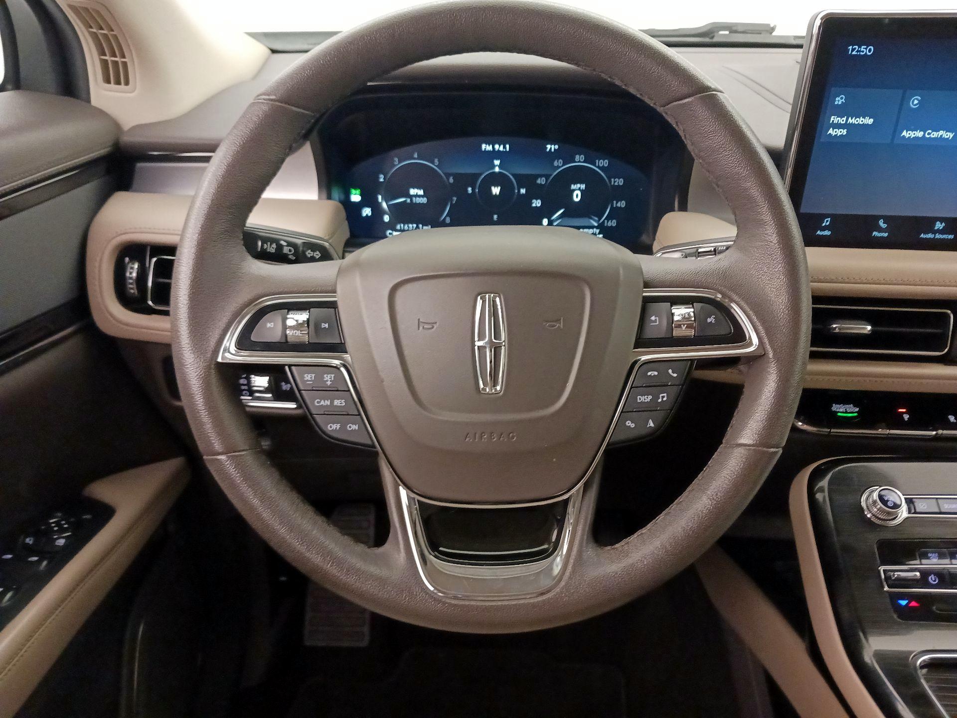 Thumbnail: 2021 Lincoln Nautilus - 10