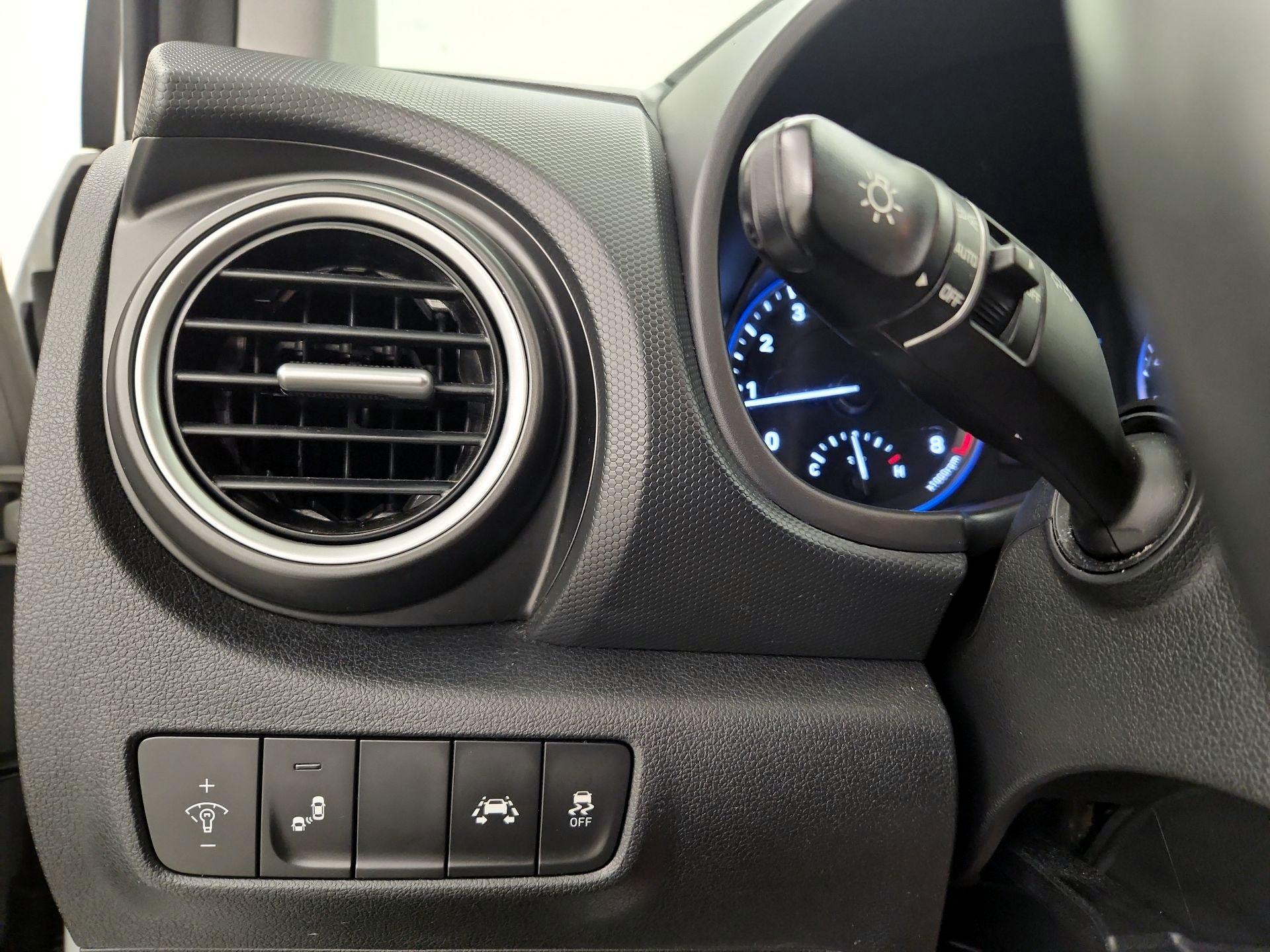 Thumbnail: 2019 Hyundai Kona - 13
